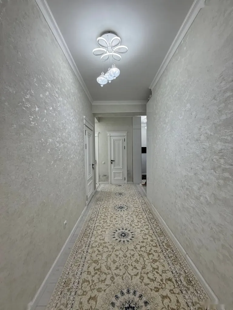 2-комн. квартира, 3 этаж, 71м², сино