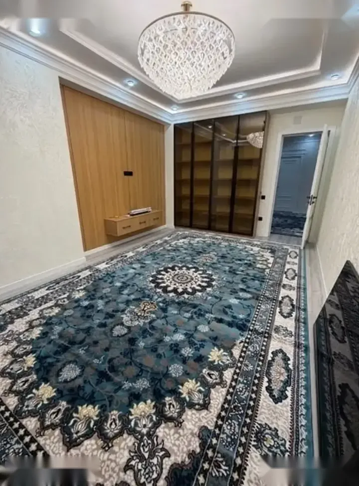 3-комн. квартира, 13 этаж, 110м², Сомони