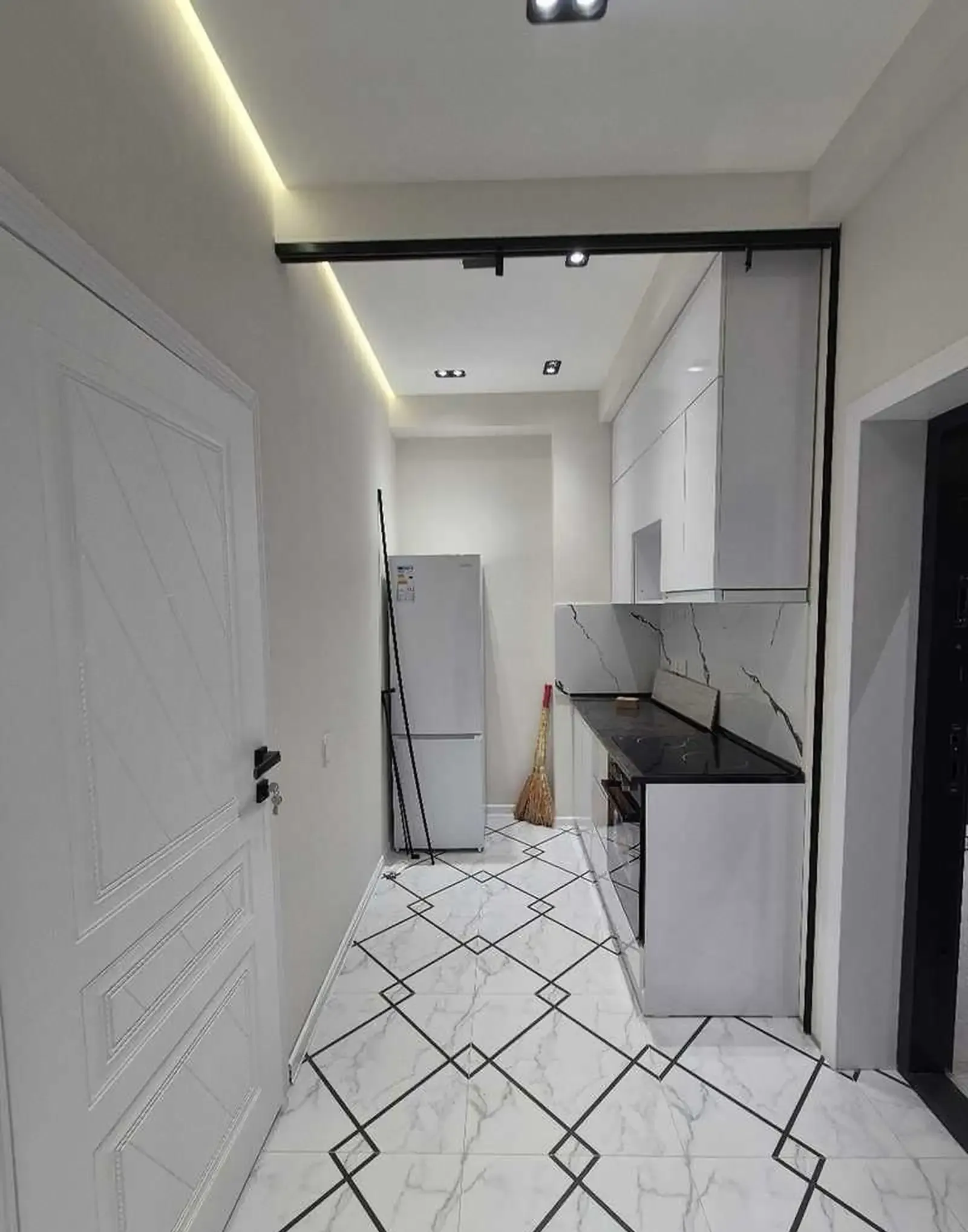 2-комн. квартира, 16 этаж, 45м², Овир