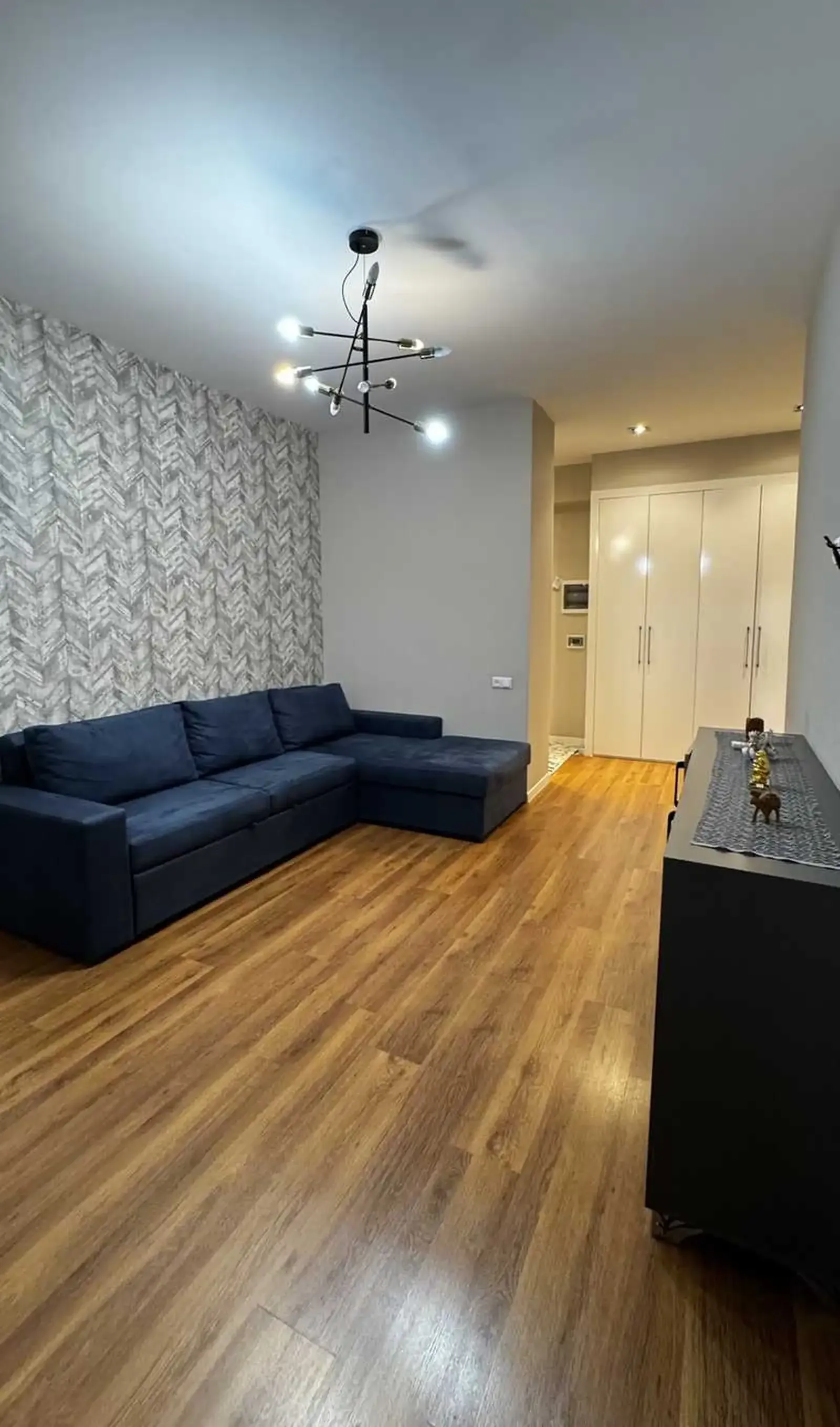 2-комн. квартира, 16 этаж, 52м², Дом печати