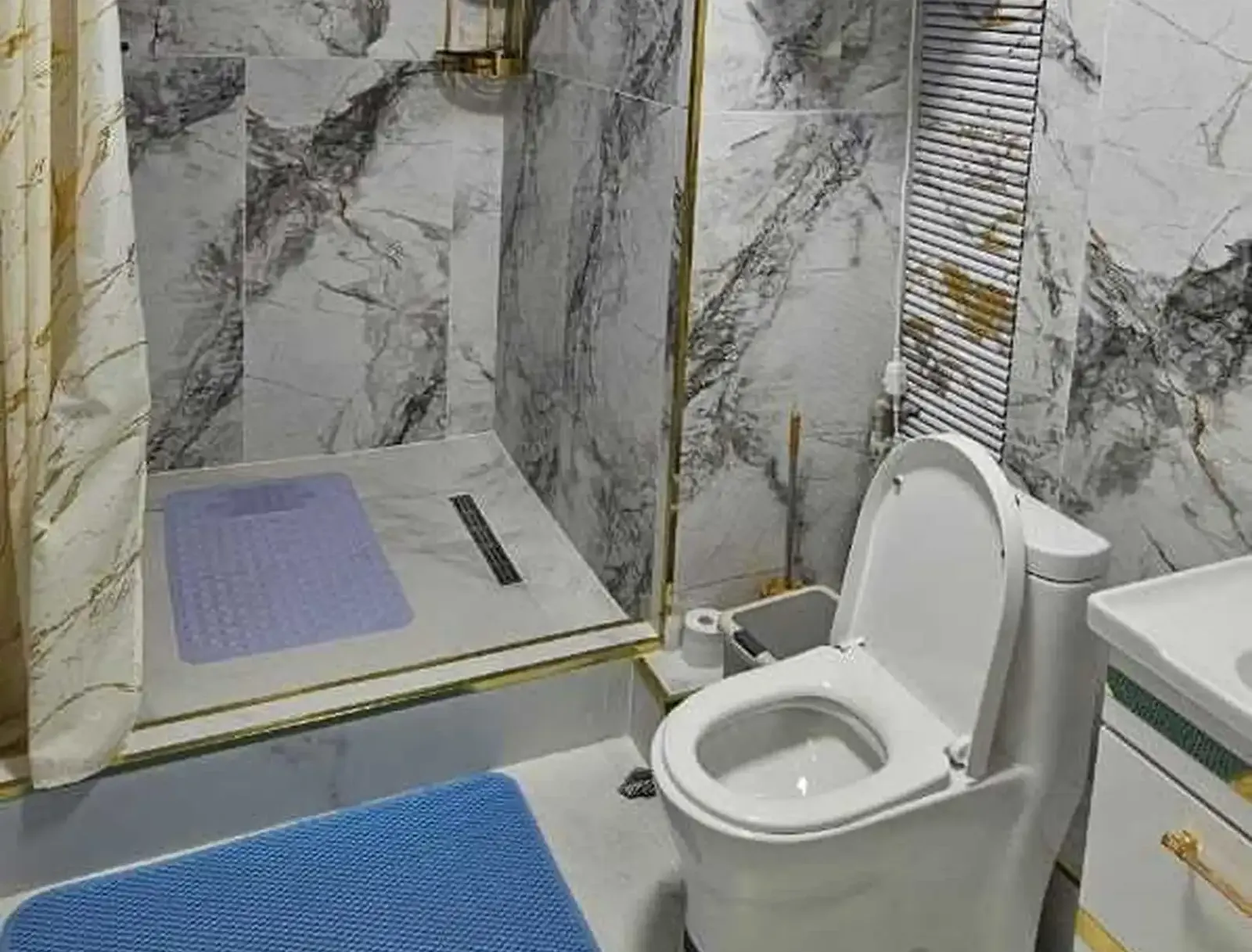 3-комн. квартира, 8 этаж, 58 м², Фирдавси