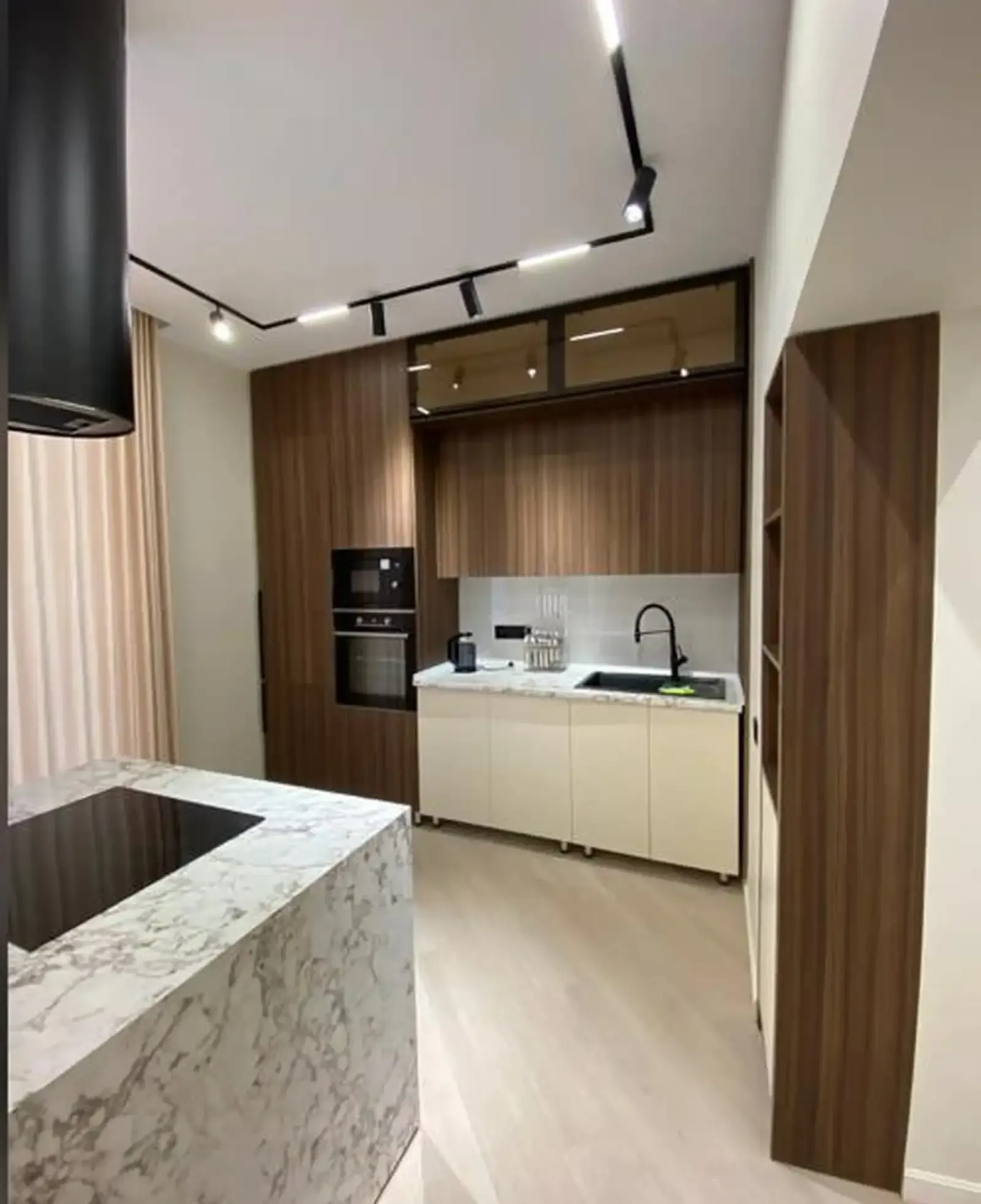 3-комн. квартира, 15 этаж, 66м², Сино