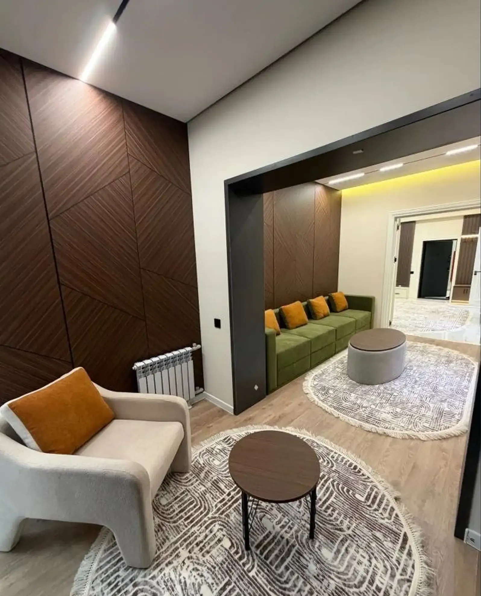 3-комн. квартира, 3 этаж, 97 м², И Сомони
