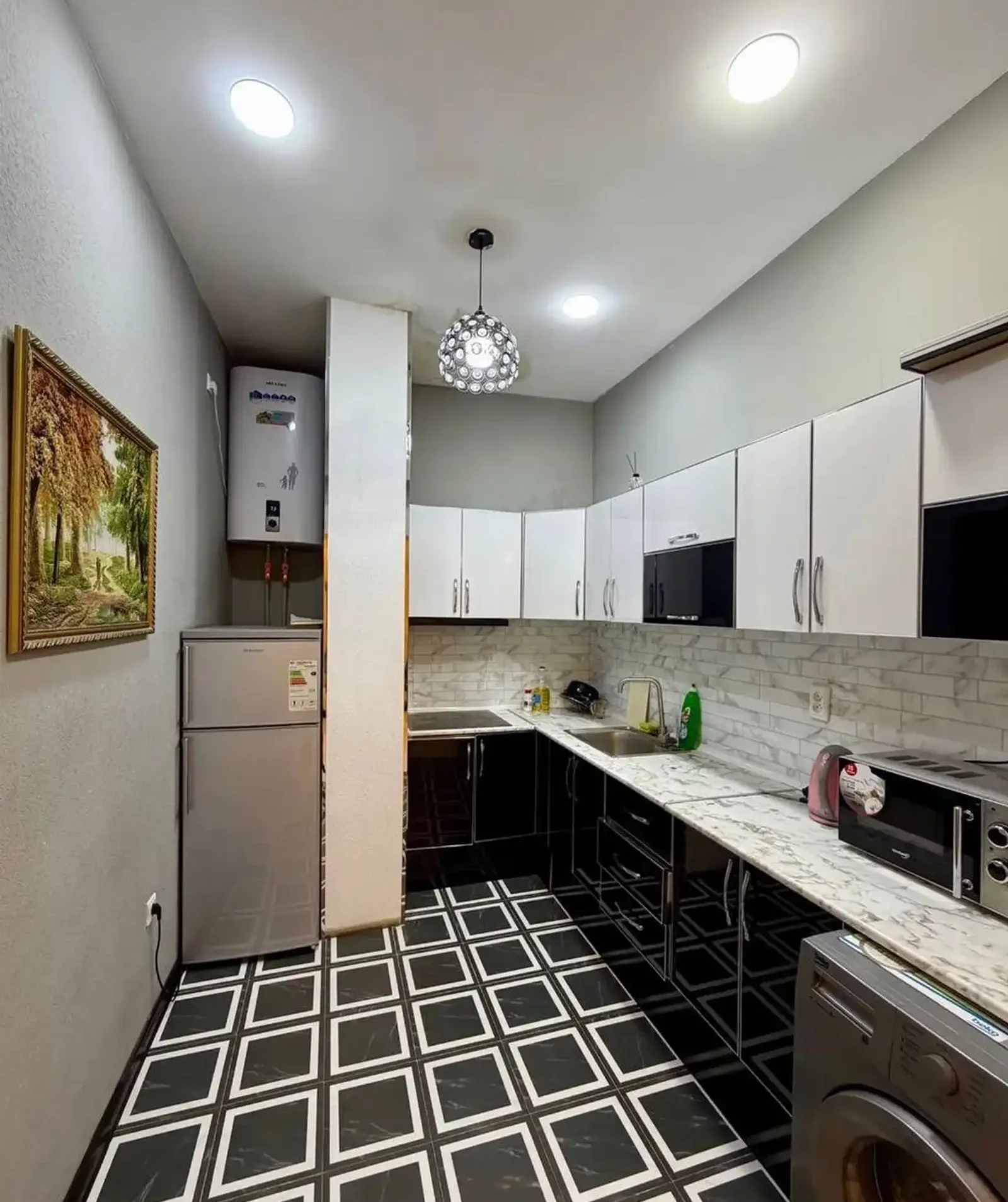 2-комн. квартира, 11 этаж, 56 м², Шохмансур