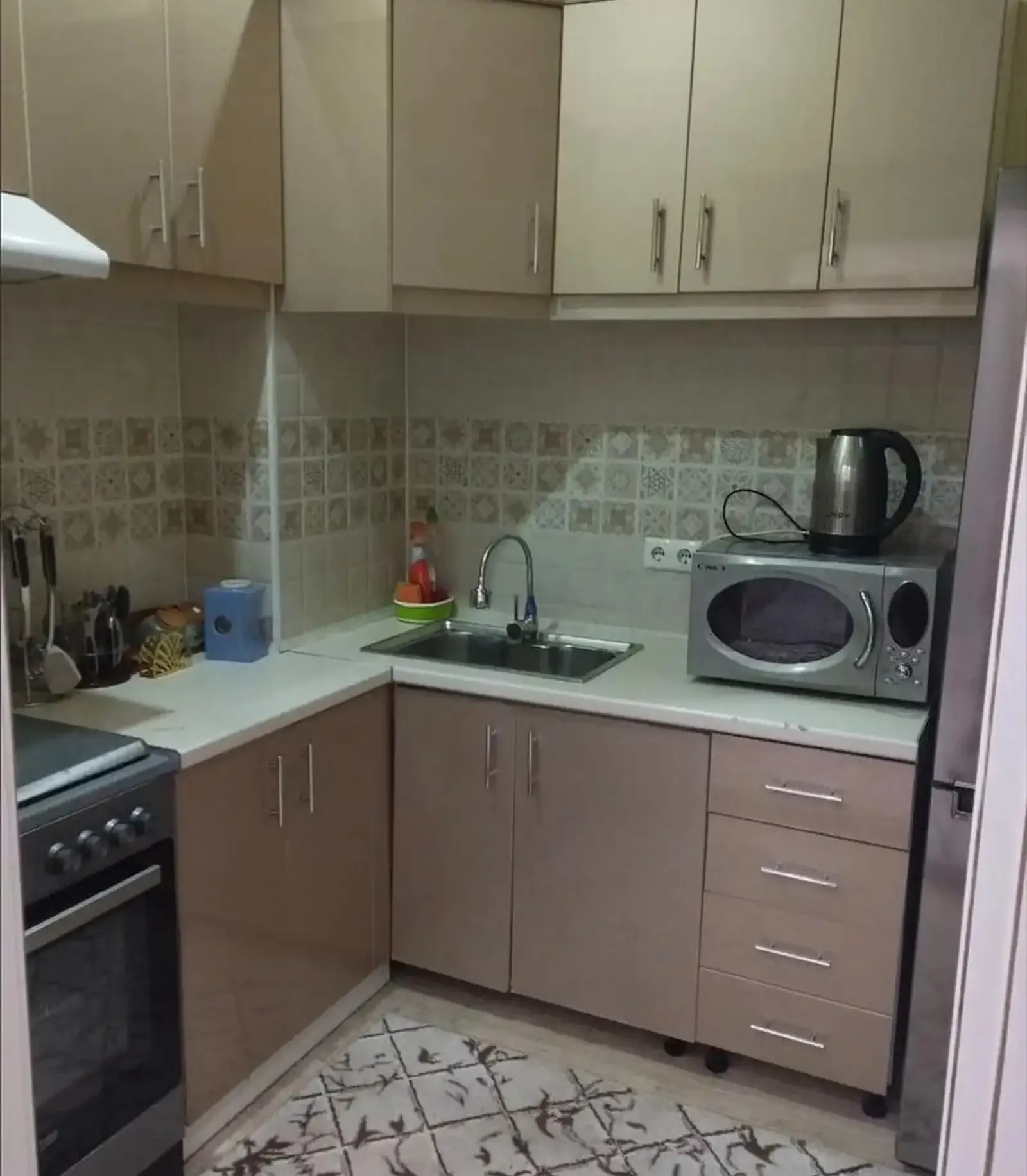 2-комн. квартира, 16 этаж, 52м², Шохмансур