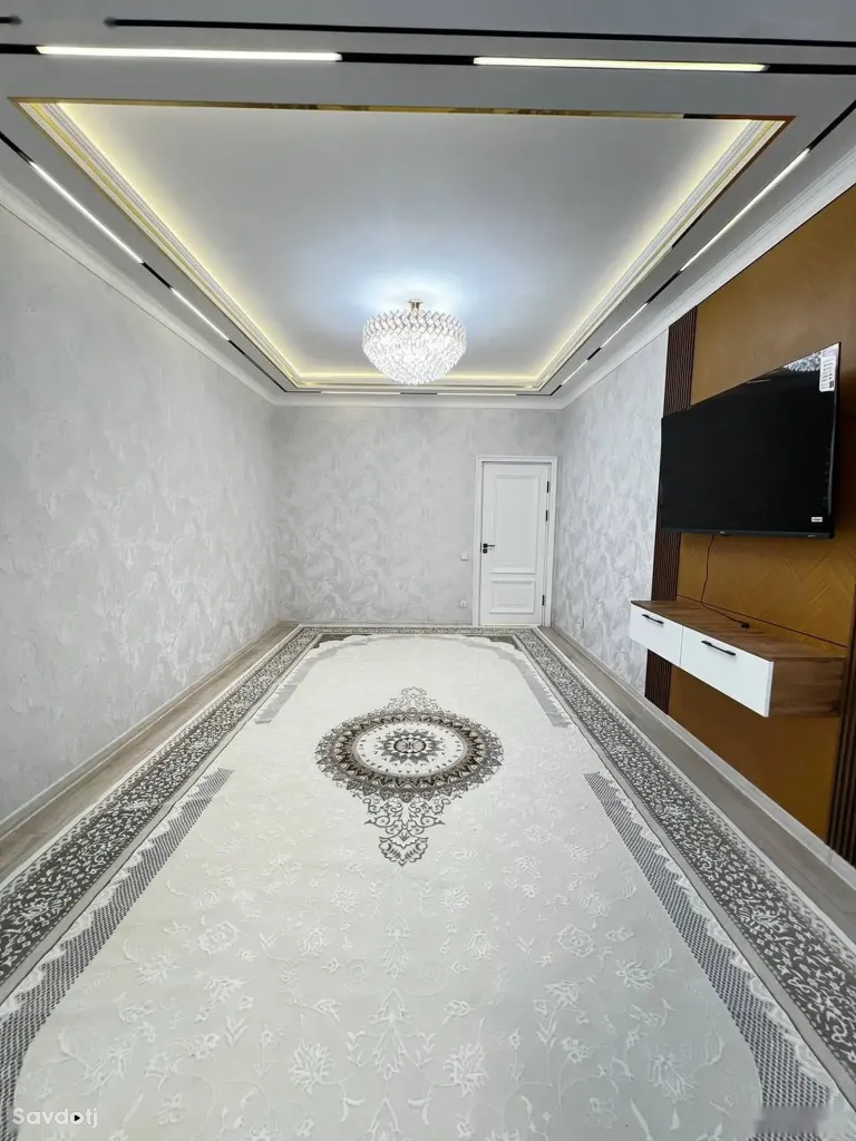 3-комн. квартира, 2 этаж, 82 м², сино