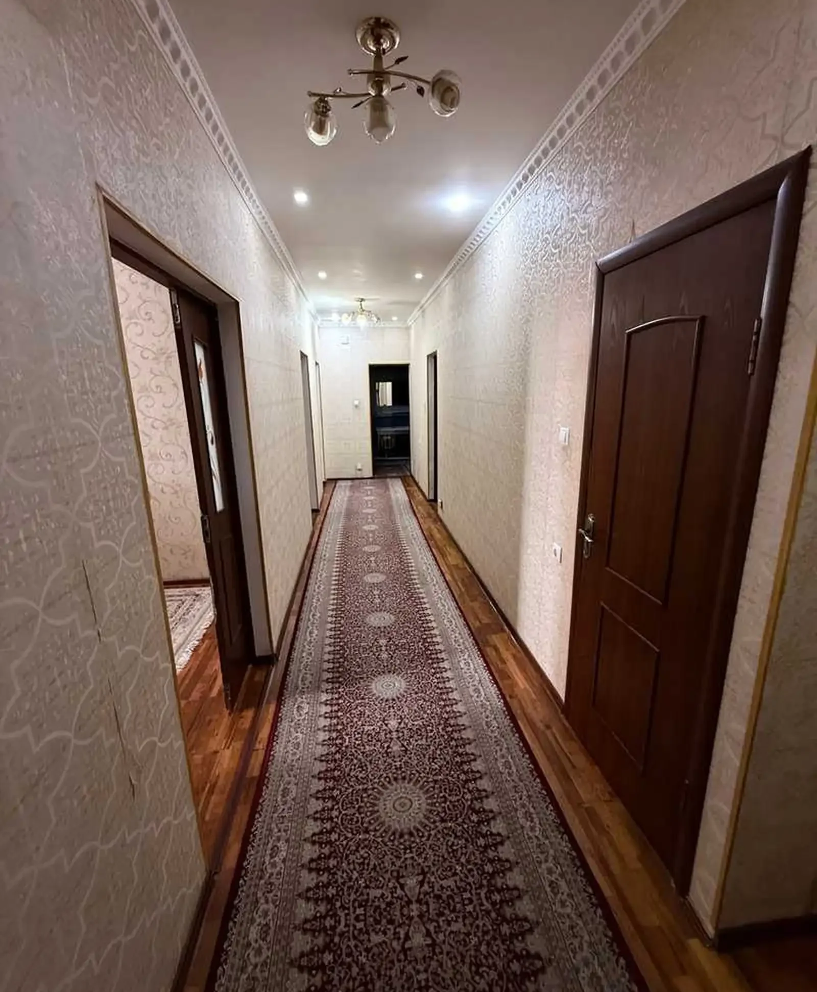 3-комн. квартира, 10 этаж, 10м², И. Сомони, на против Пединститут