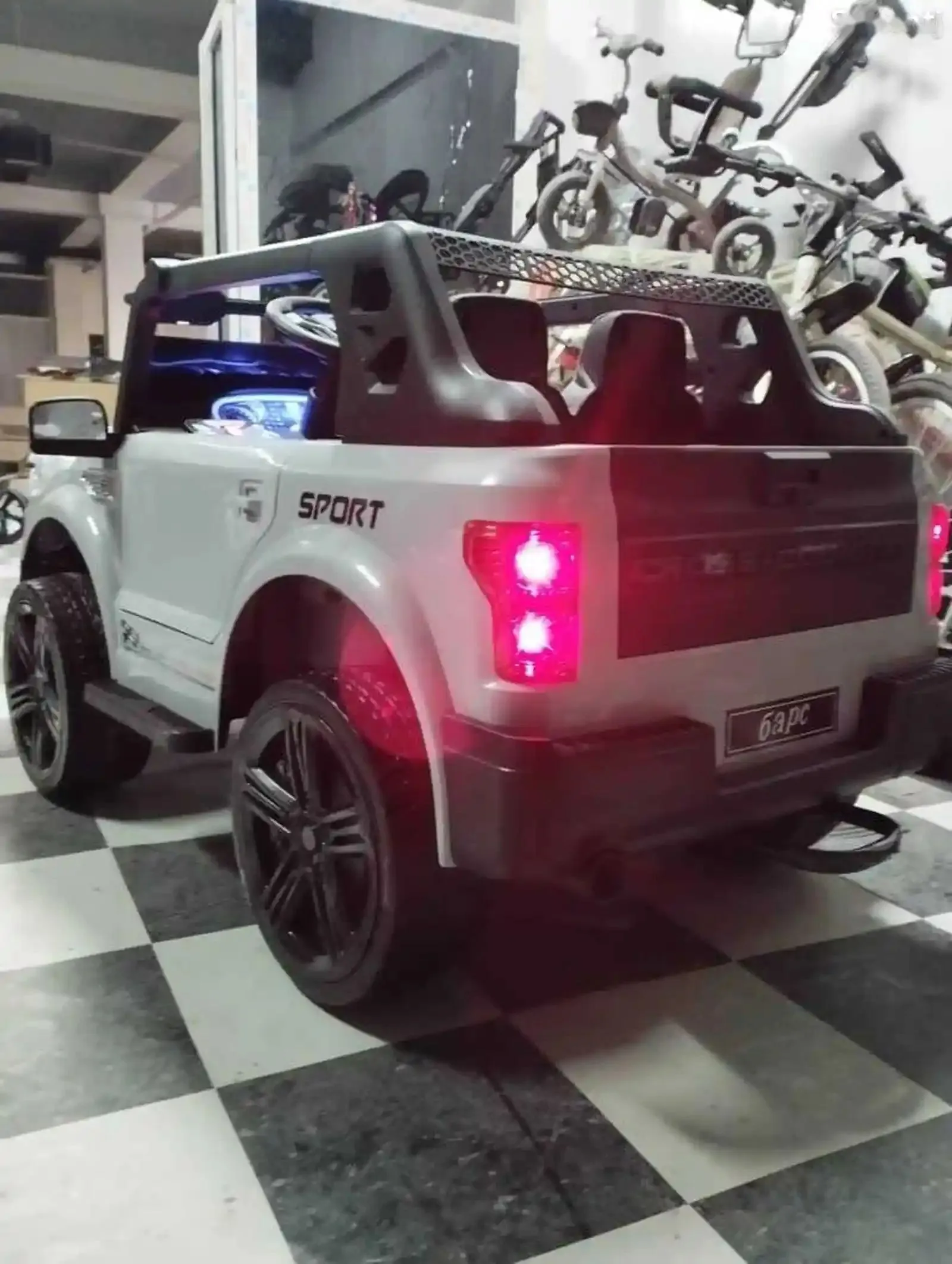 Детская машина