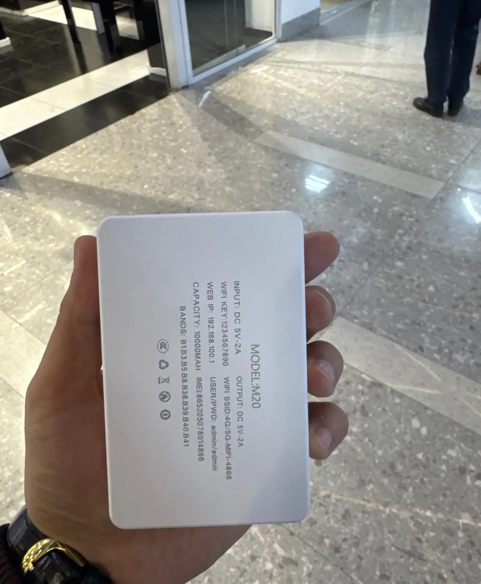 Беспроводной PowerBank Wi-Fi Роутер Карманный 4G LTE