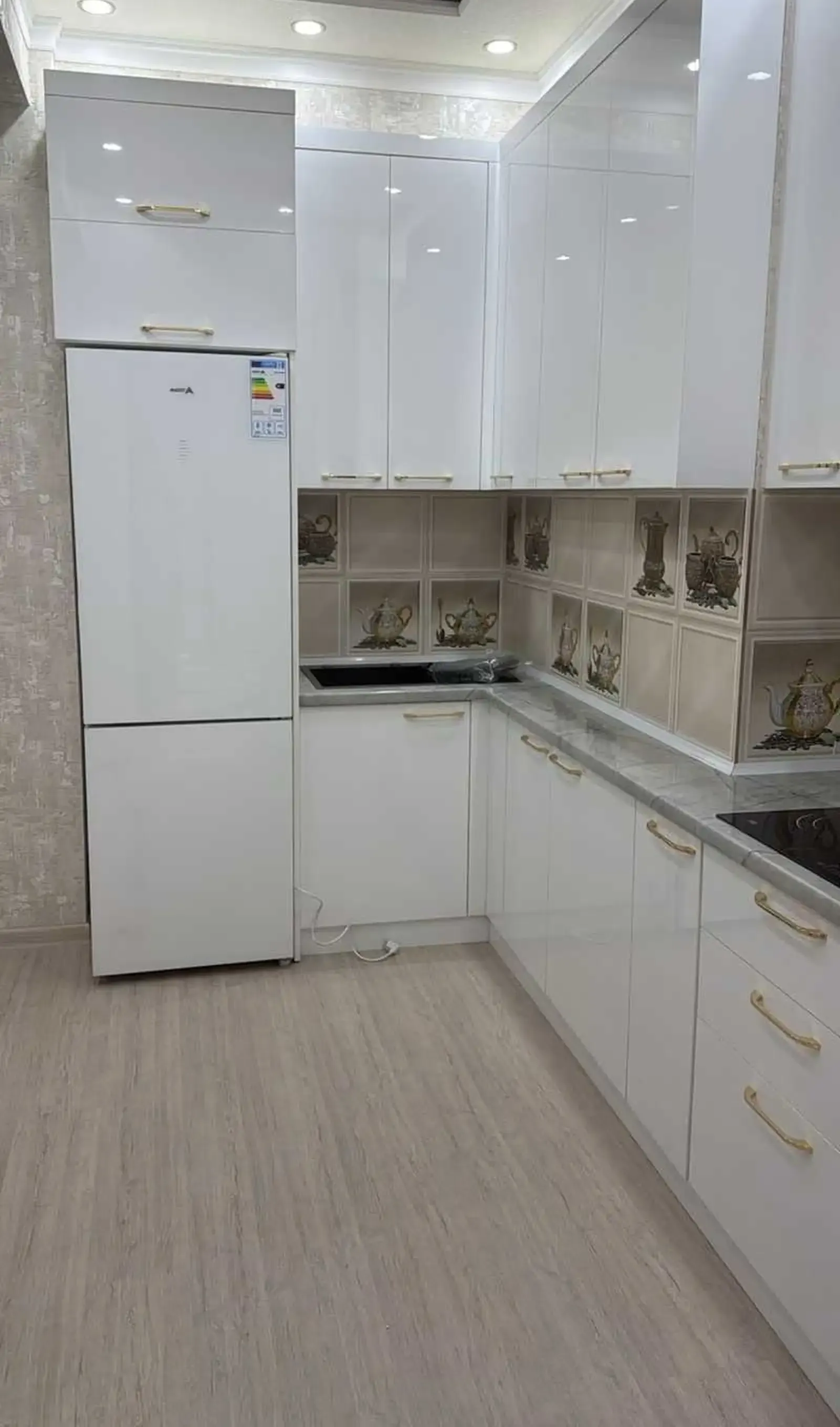 2-комн. квартира, 9 этаж, 8м², 92 мкр райхона
