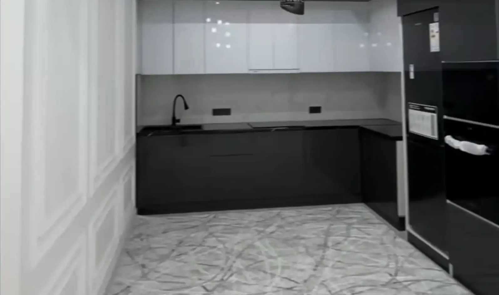 3-комн. квартира, 17 этаж, 108 м², Шохмансур