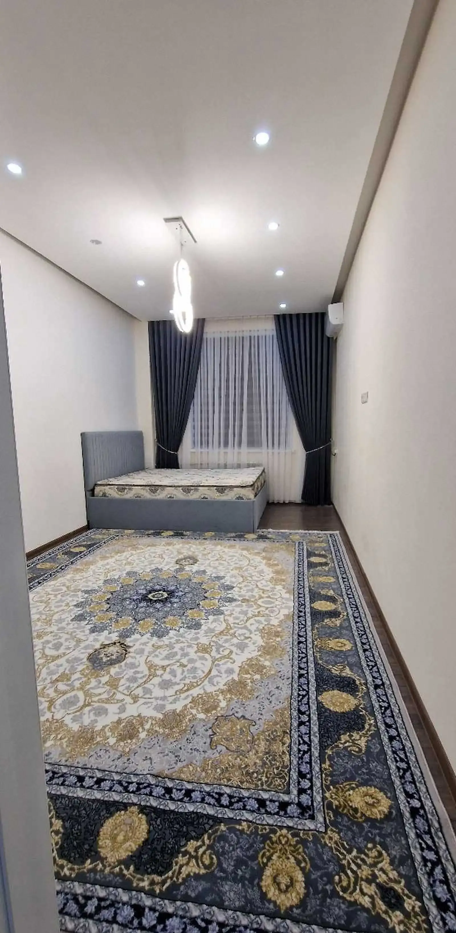 3-комн. квартира, 12 этаж, 122м², 102 мкр