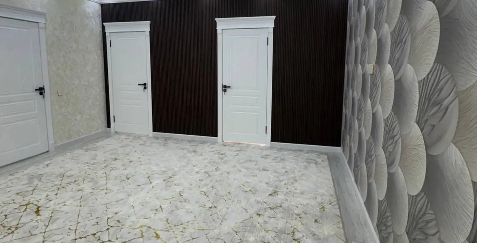 2-комн. квартира, 13 этаж, 73 м², Шохмансур