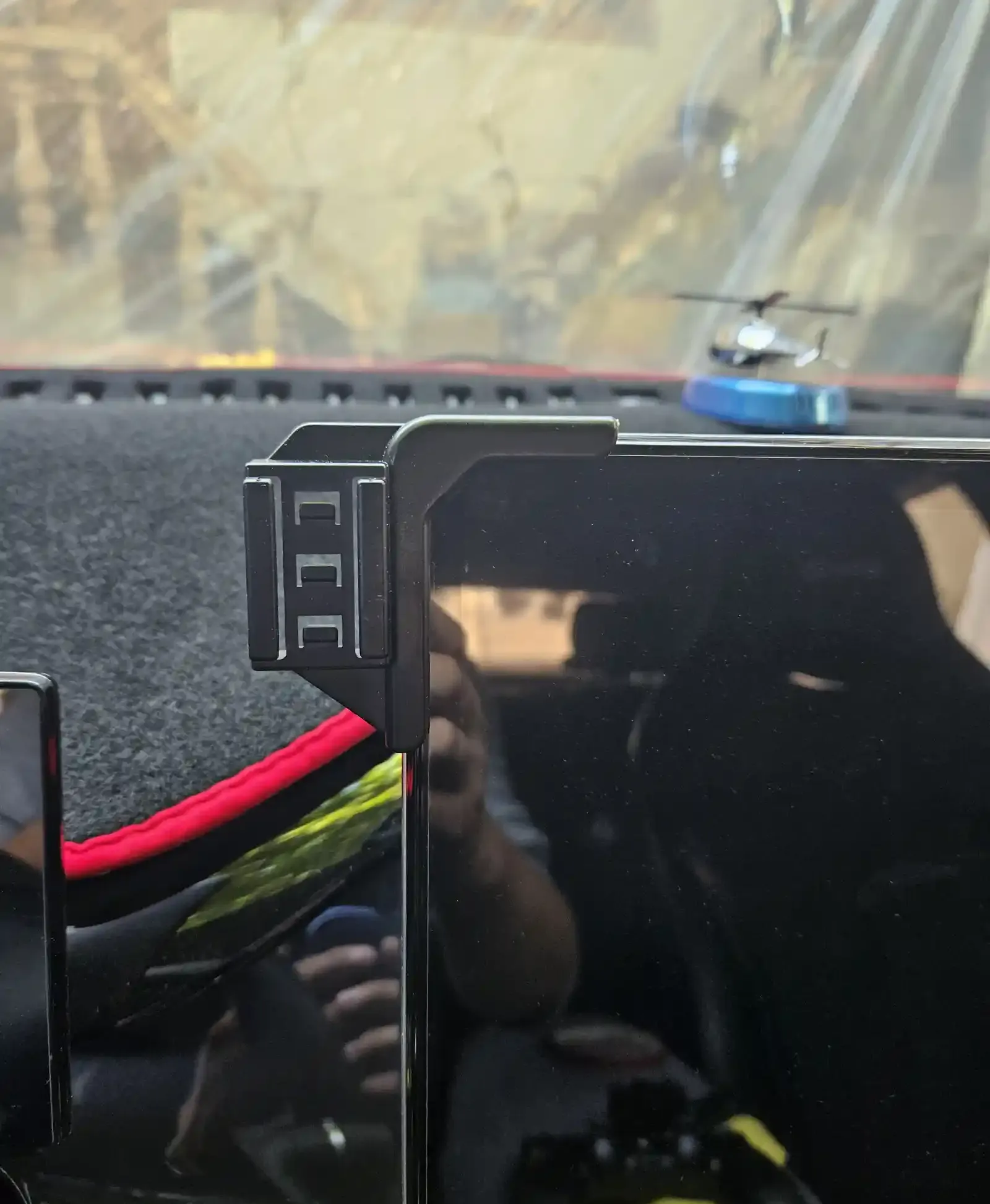 Держатель для телефона BYD E2
