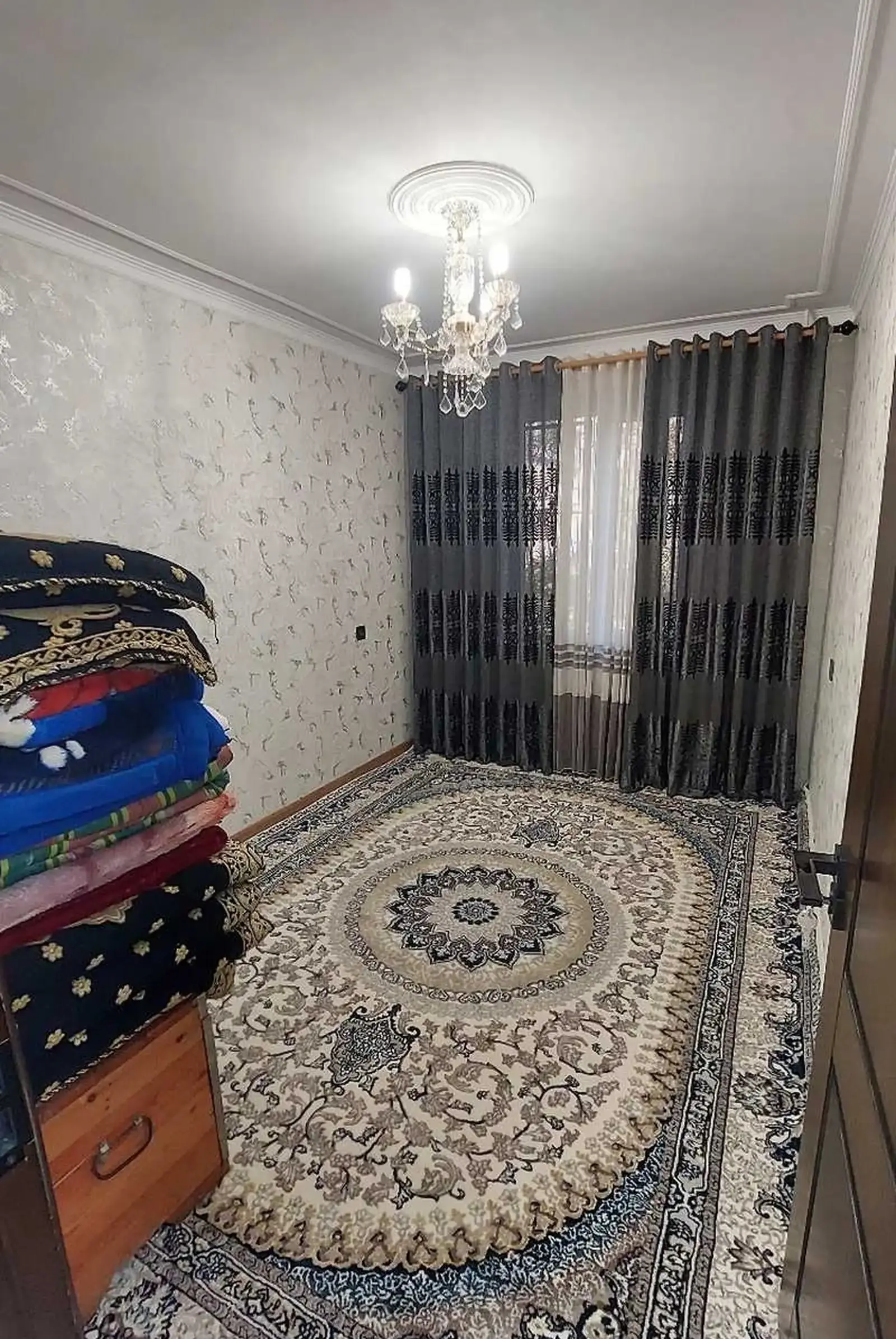5-комн. квартира, 2 этаж, 100м², Зарафшон