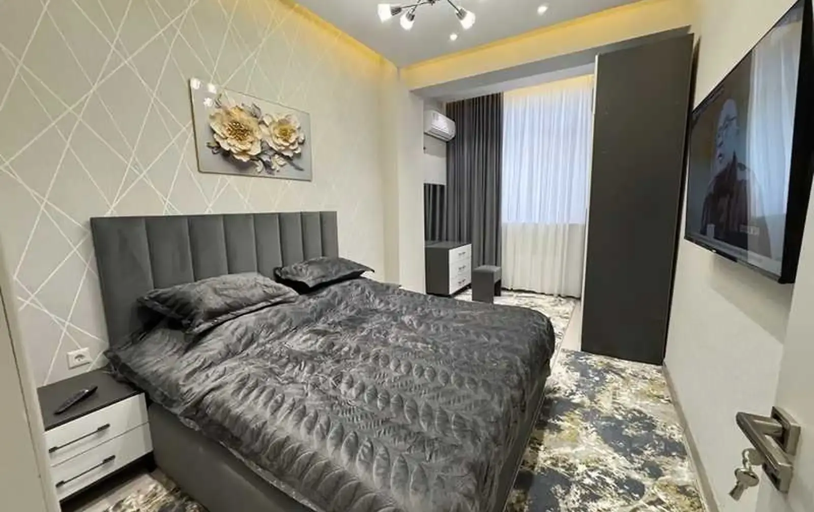 2-комн. квартира, 4 этаж, 55м², шохмансур Айни