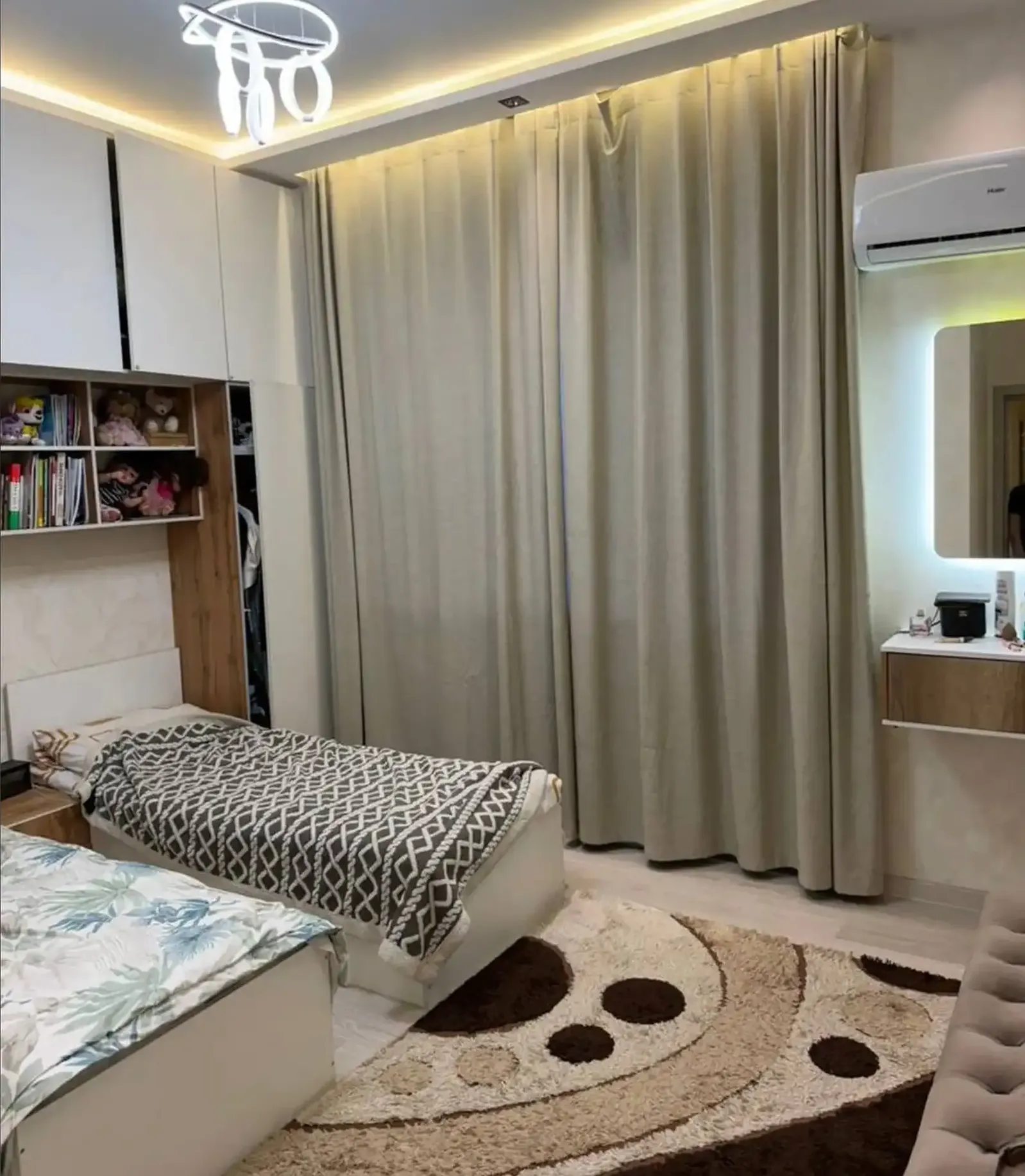 3-комн. квартира, 12 этаж, 84 м², Исмоили Сомони