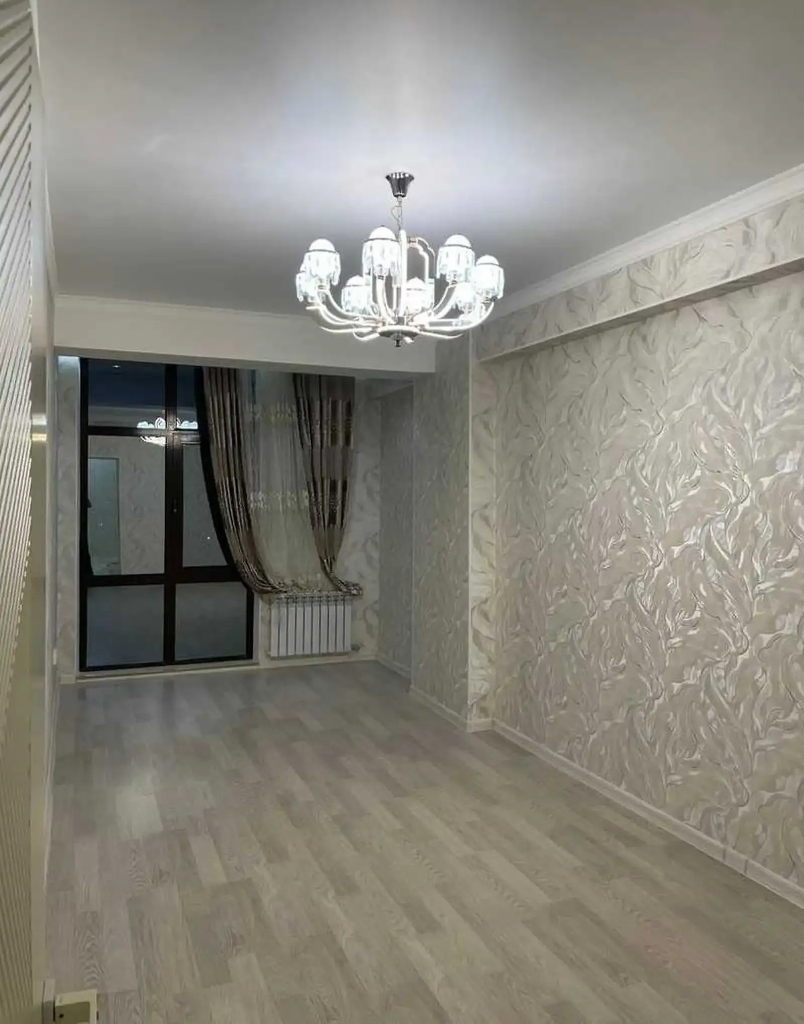 2-комн. квартира, 5 этаж, 65м², сино