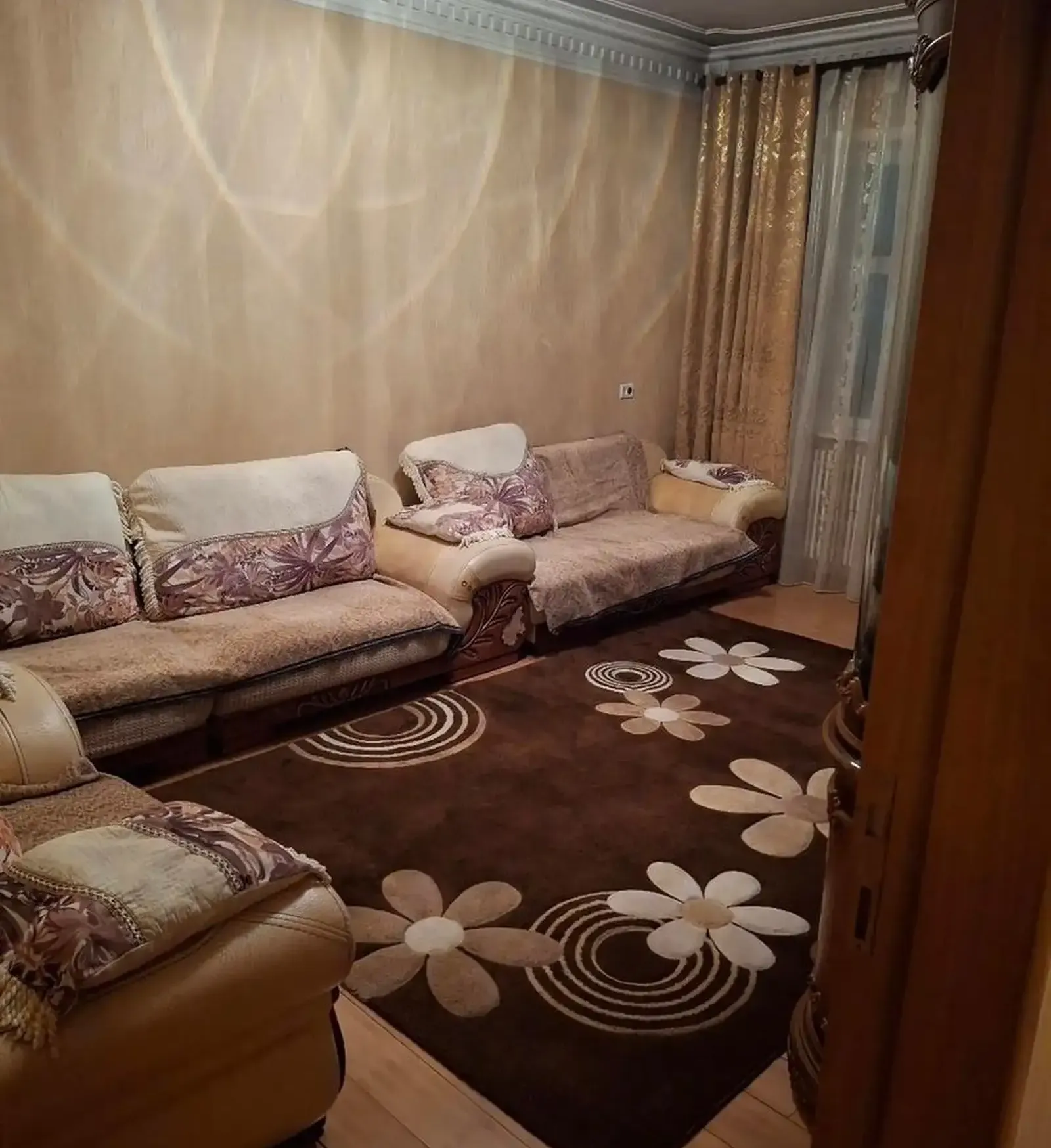 4-комн. квартира, 8 этаж, 84м², Сино