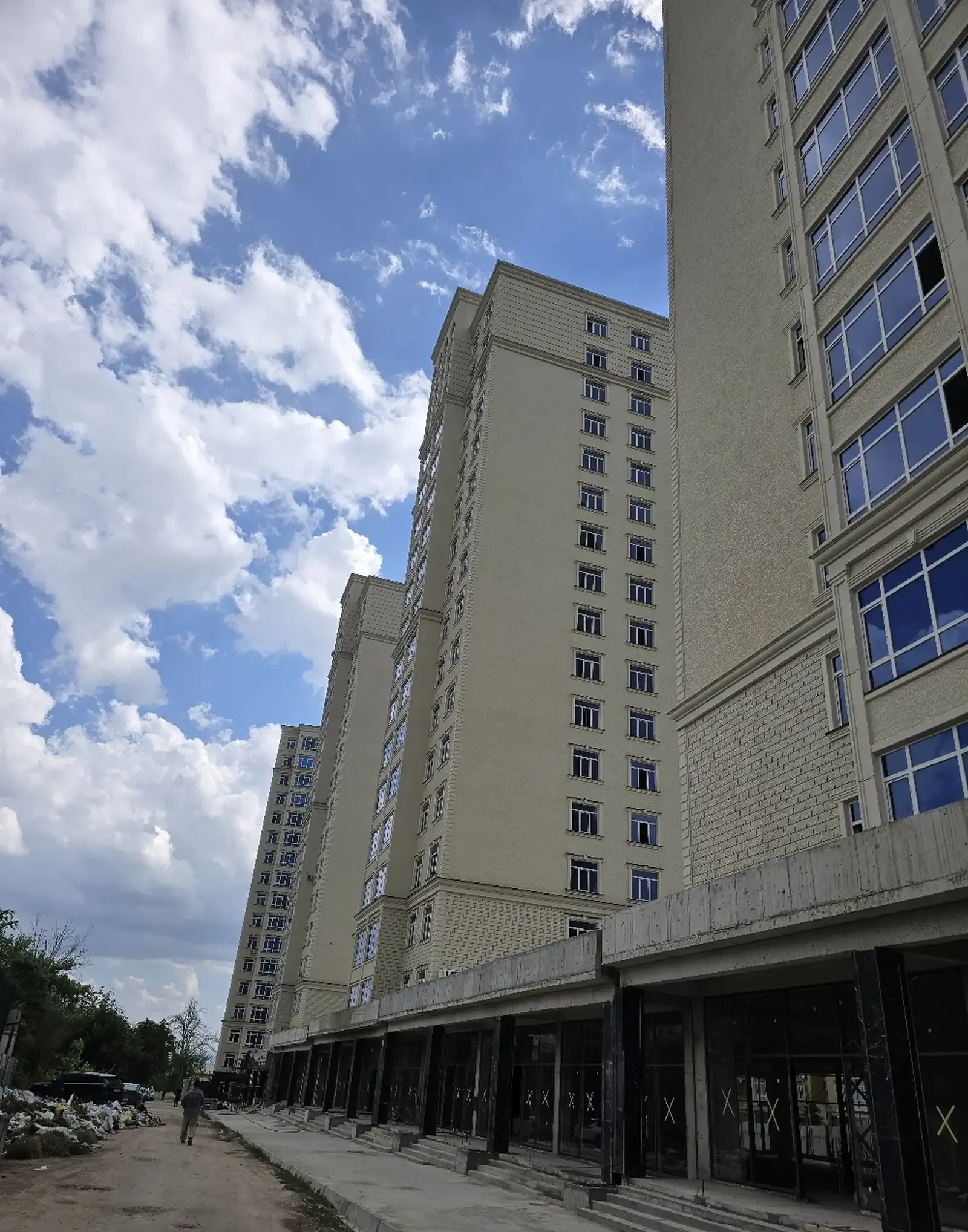 2-комн. квартира, 10 этаж, 70 м², Сино 104 мкр