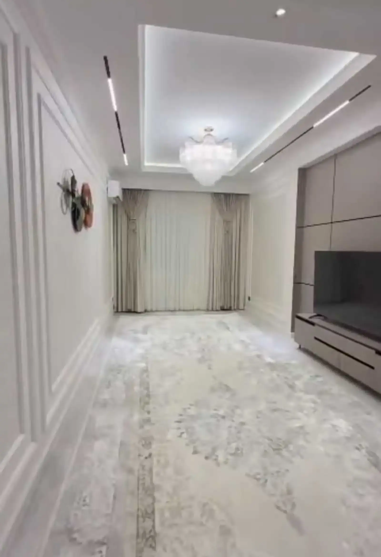 3-комн. квартира, 11 этаж, 105м², И. Сомонӣ