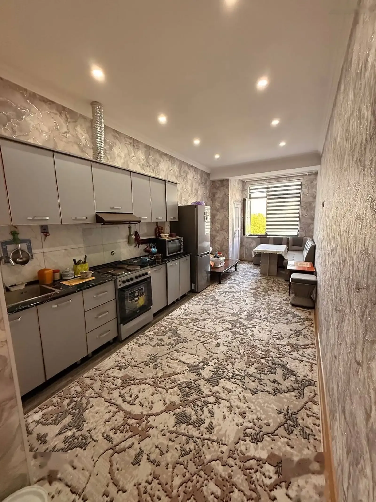 2-комн. квартира, 6 этаж, 81 м², И. Сомони