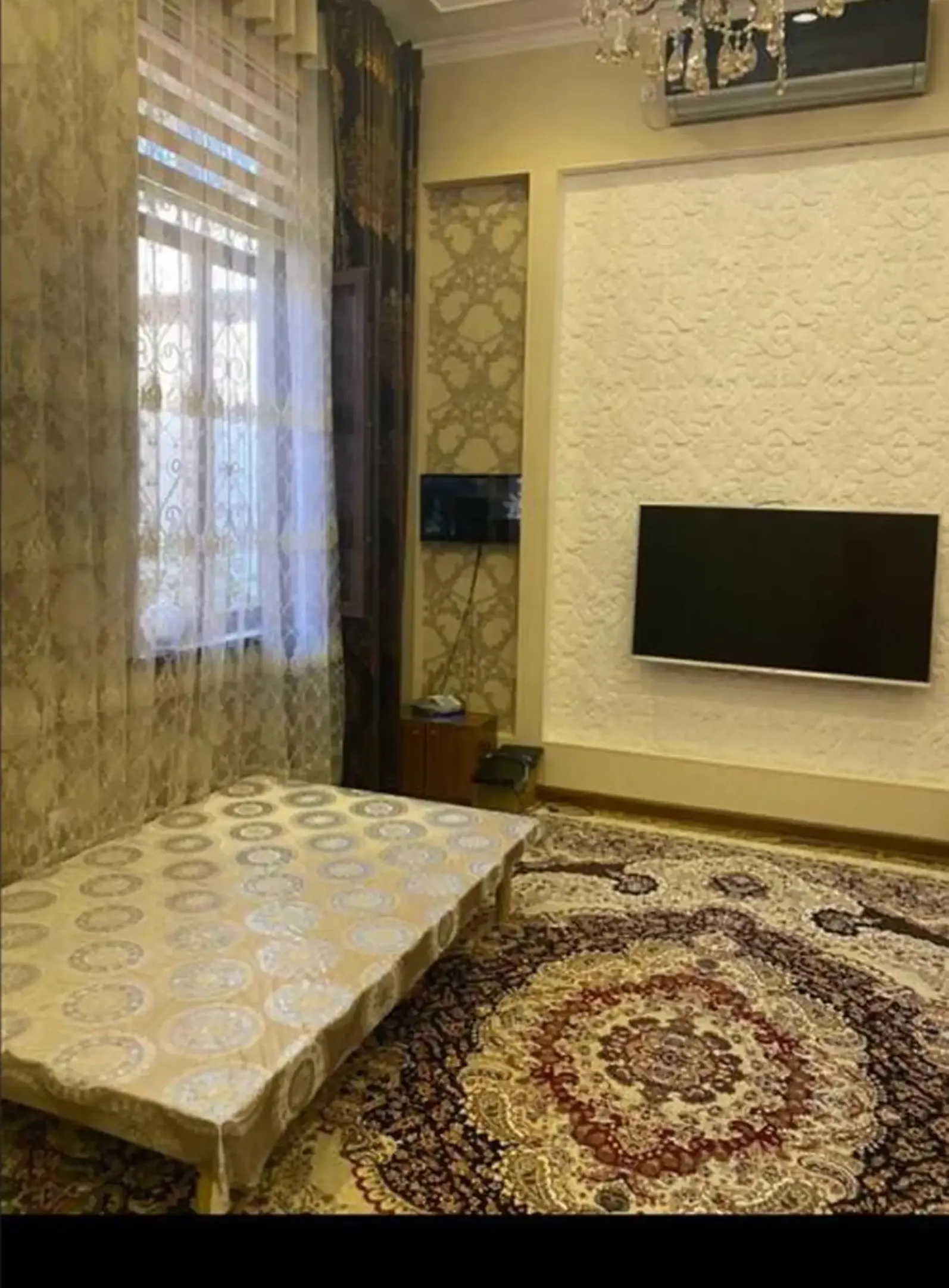 6-комн. квартира, 1 этаж, 240 м², Сомони