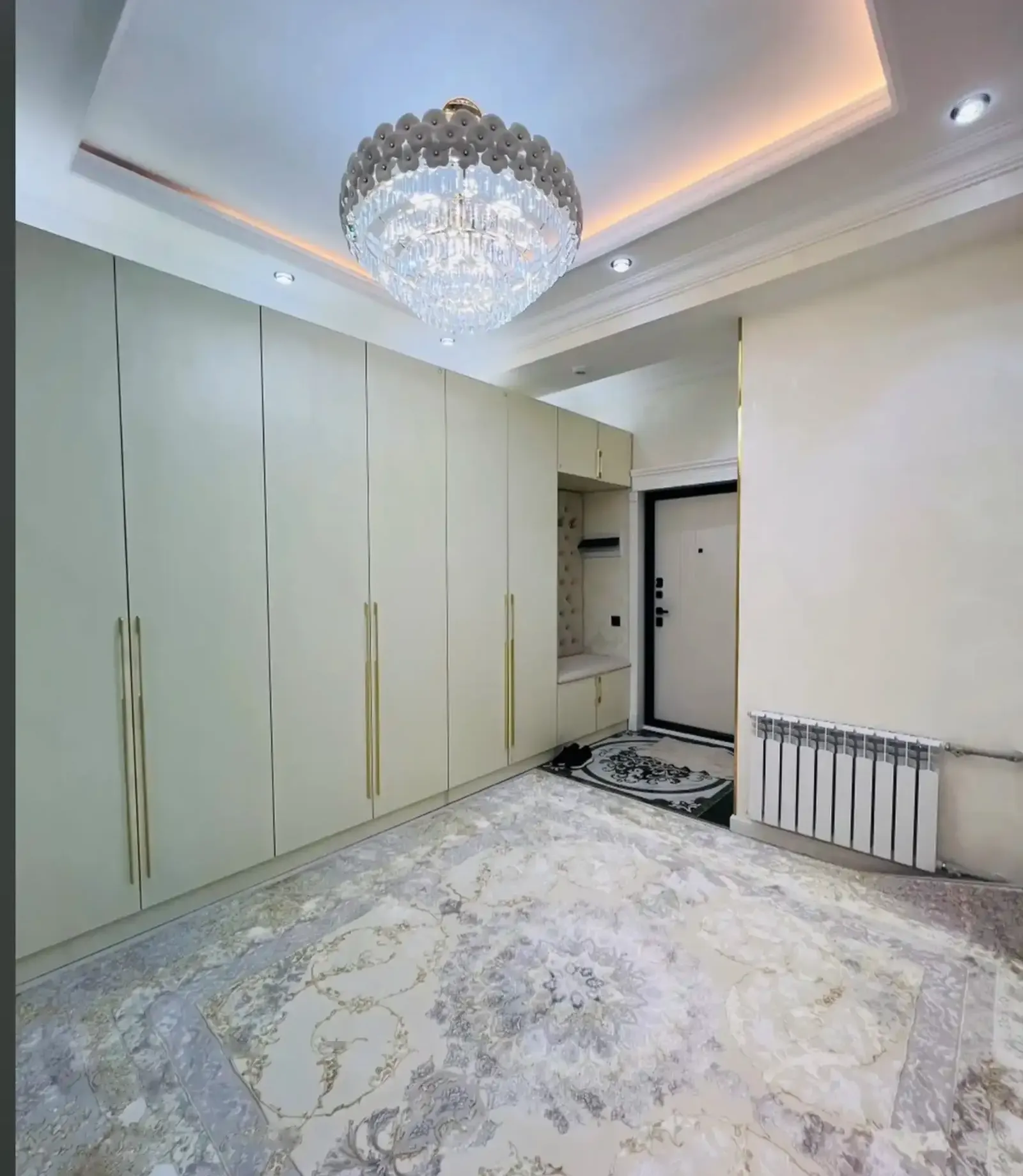 2-комн. квартира, 18 этаж, 85м², Сино