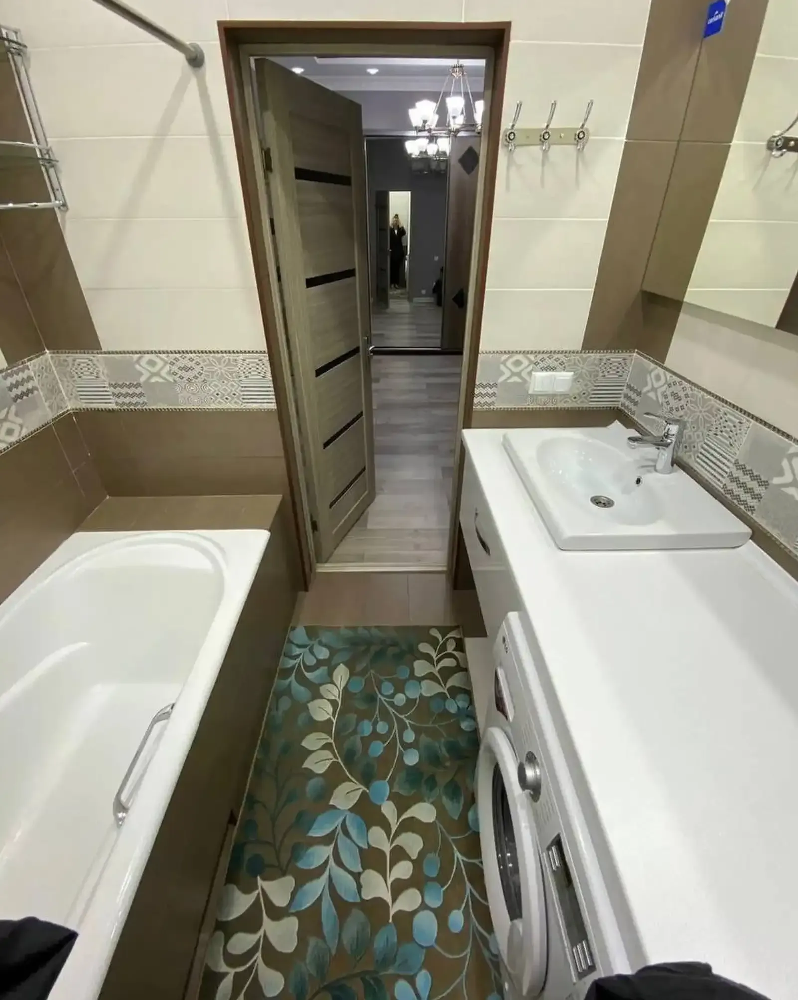 2-комн. квартира, 10 этаж, 100 м², Голубой экран