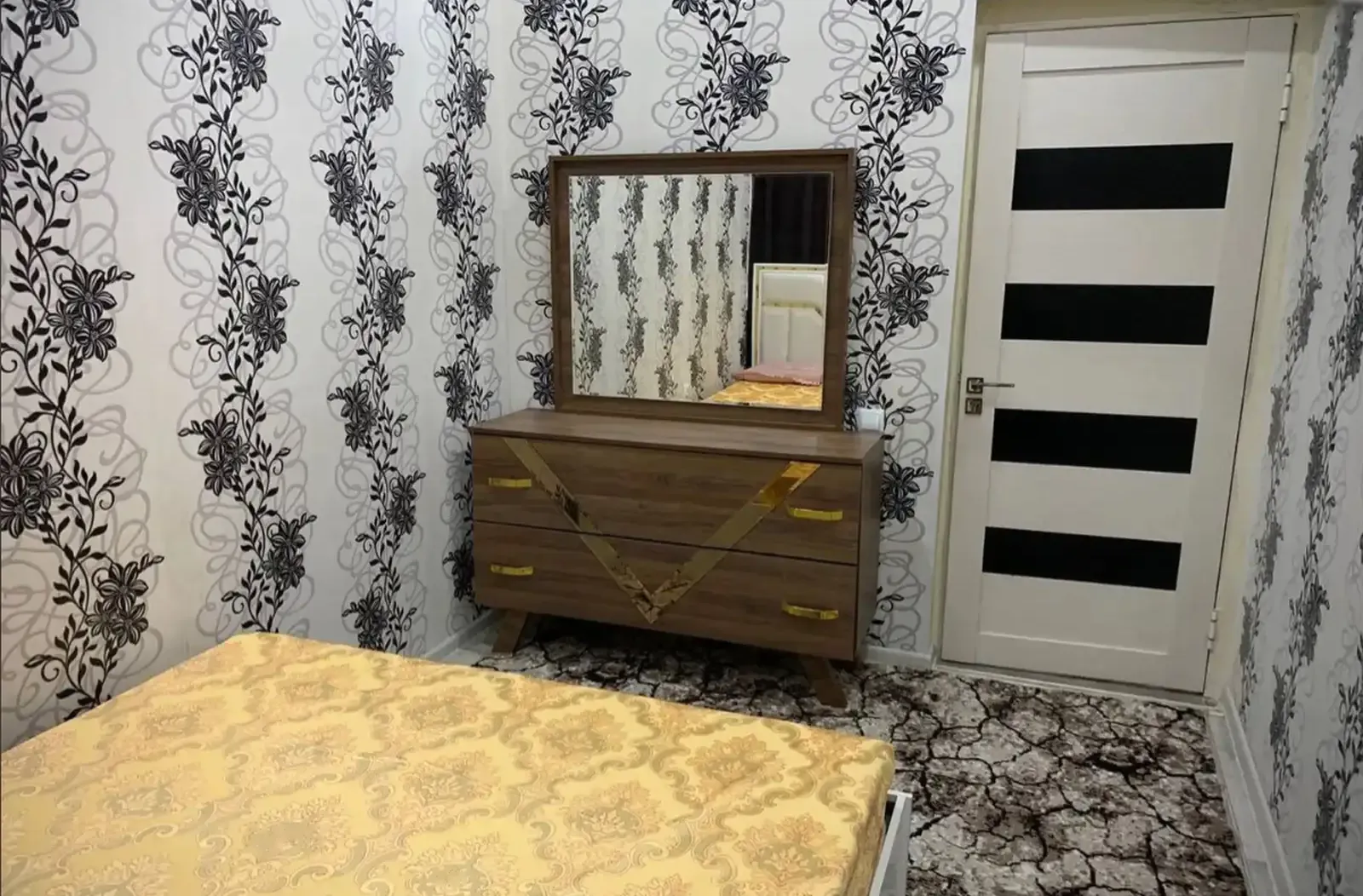 2-комн. квартира, 6 этаж, 50м², сино