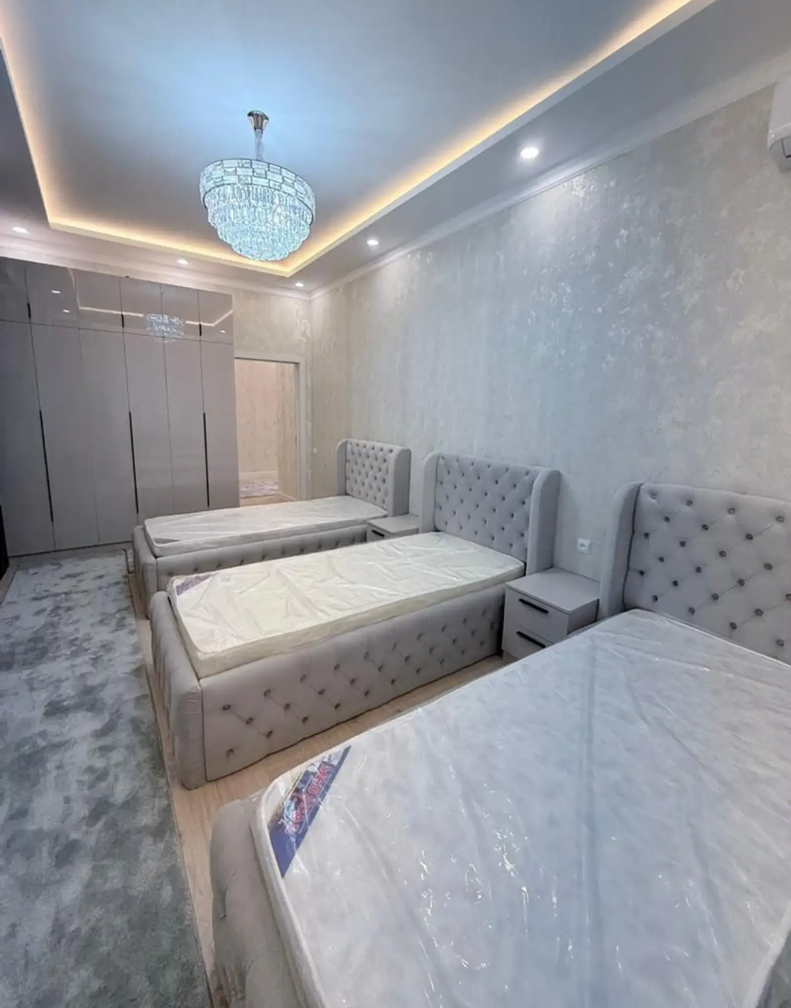 3-комн. квартира, 14 этаж, 118 м², 112 мкр, после Дома Супермаркета Пайкар