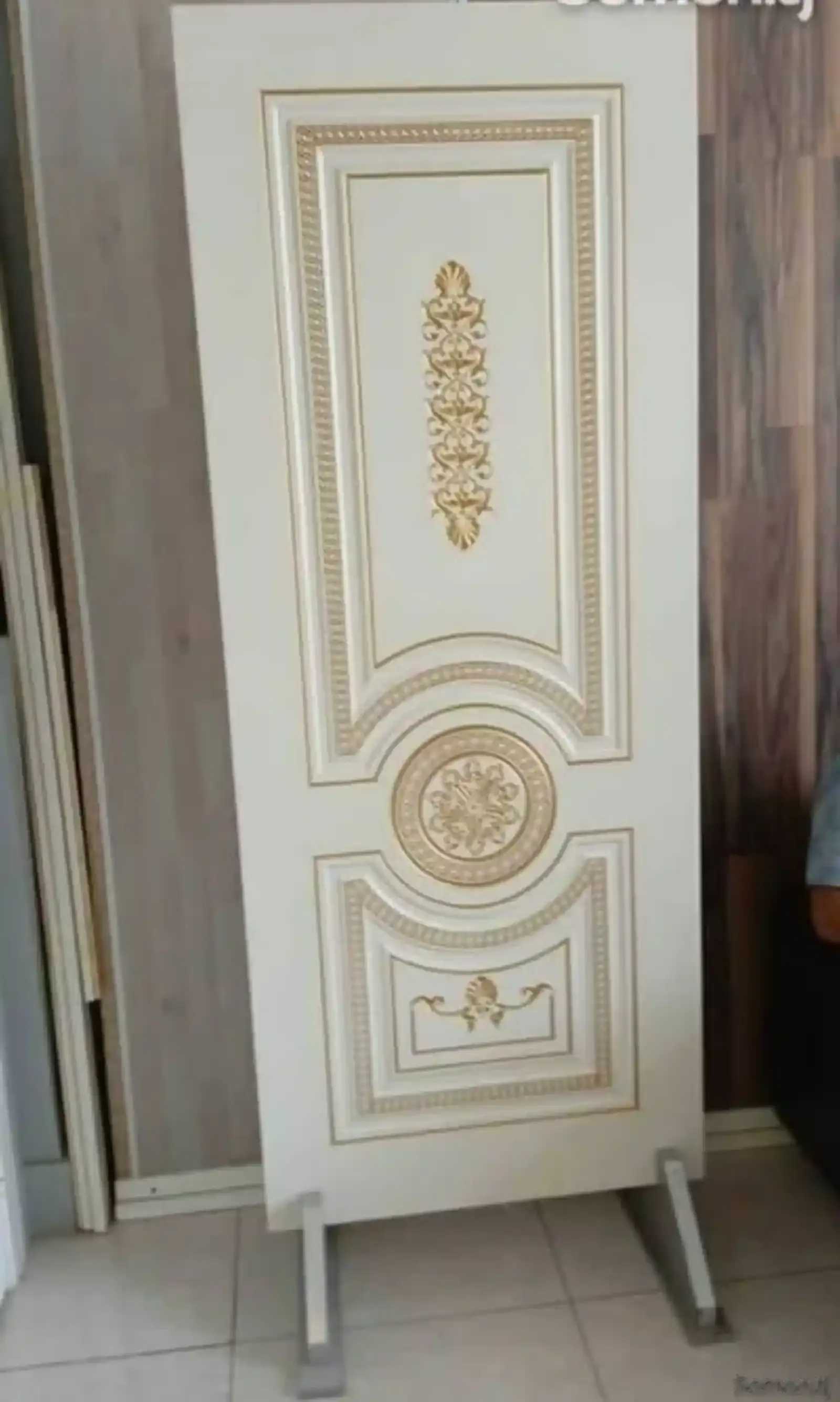 Дверь