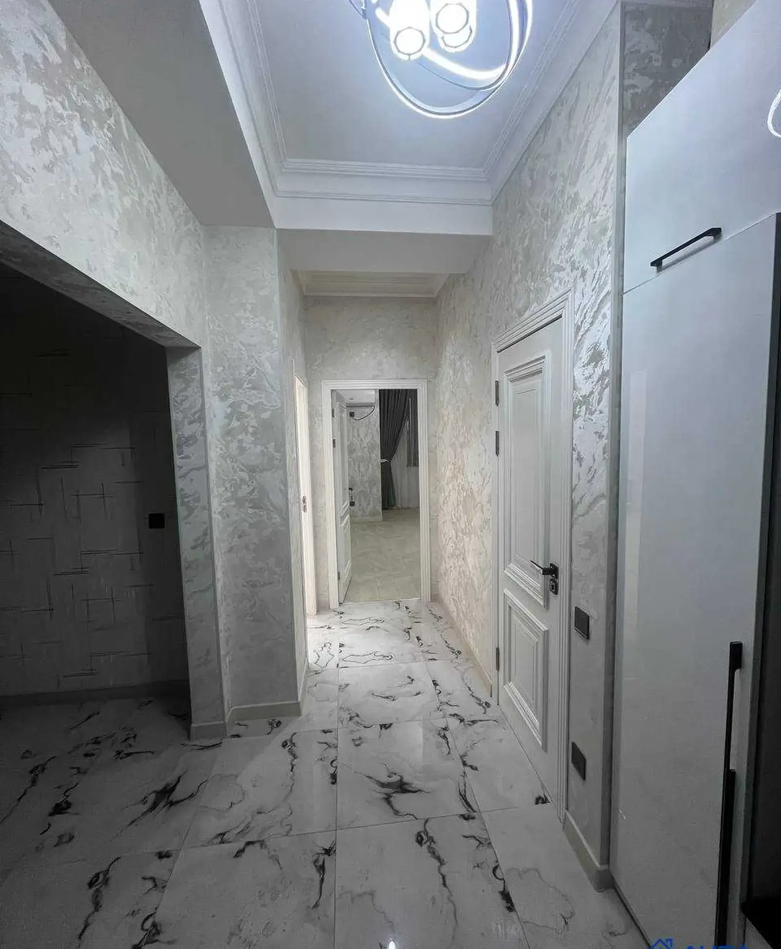 2-комн. квартира, 15 этаж, 61 м², Фирдавси мости 46