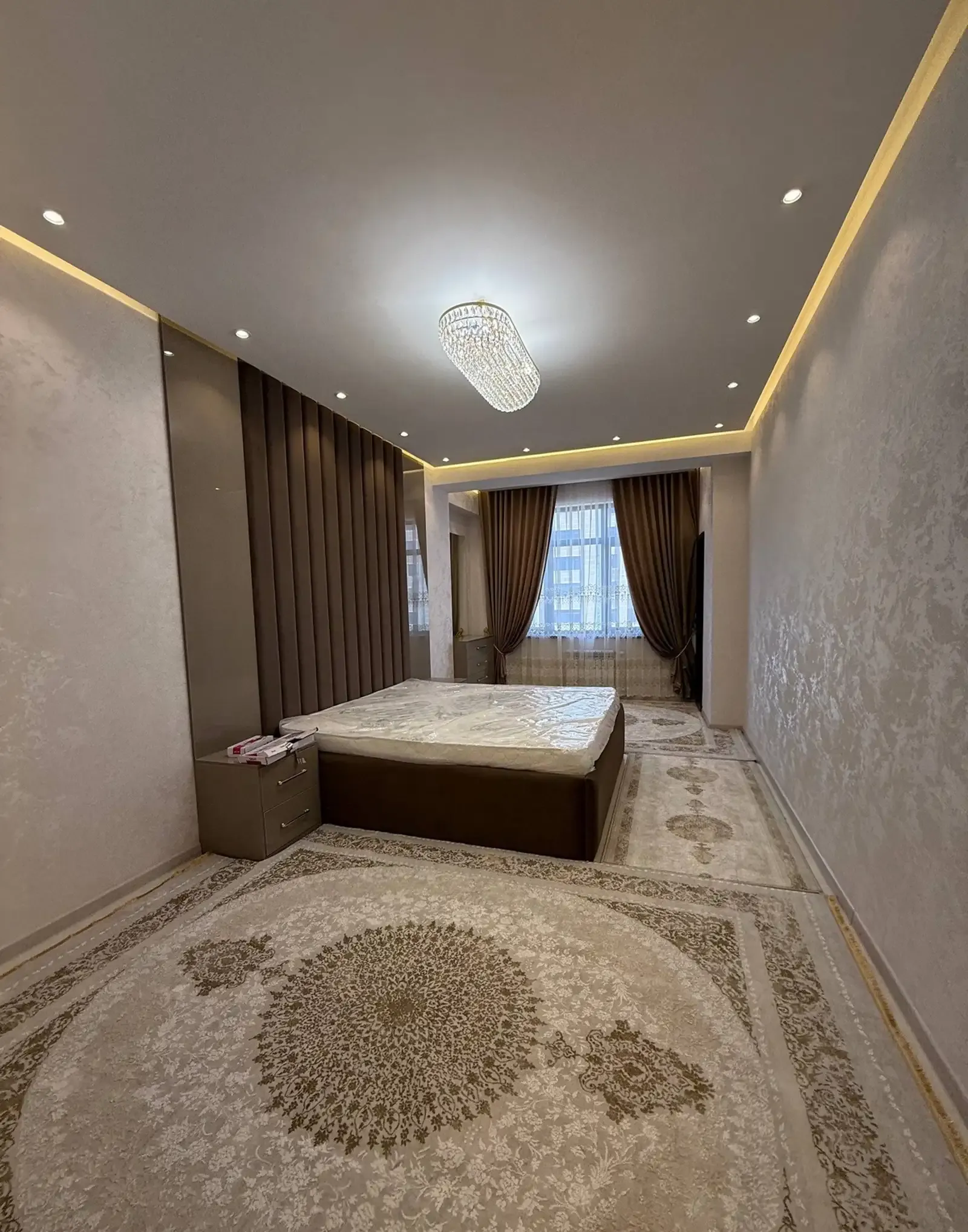 3-комн. квартира, 14 этаж, 115 м², Шохмансур