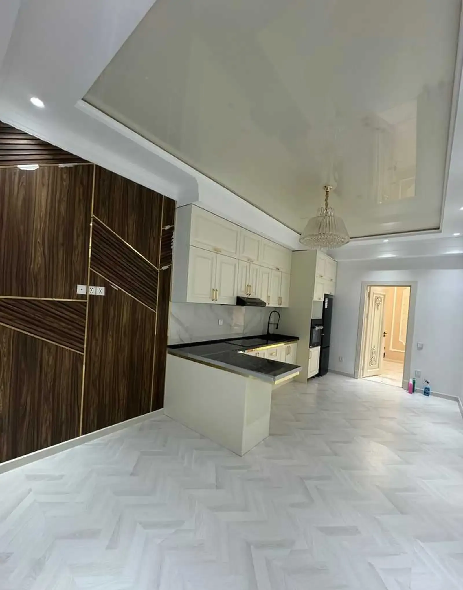 2-комн. квартира, 7 этаж, 102м², Танк, Пайкар