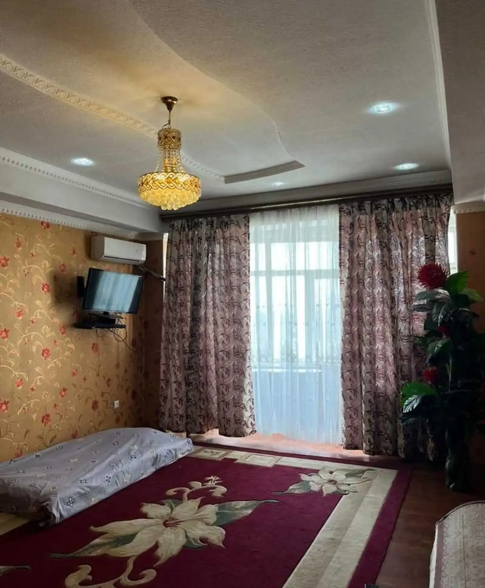 2-комн. квартира, 4 этаж, 92м², Мясокомбинат