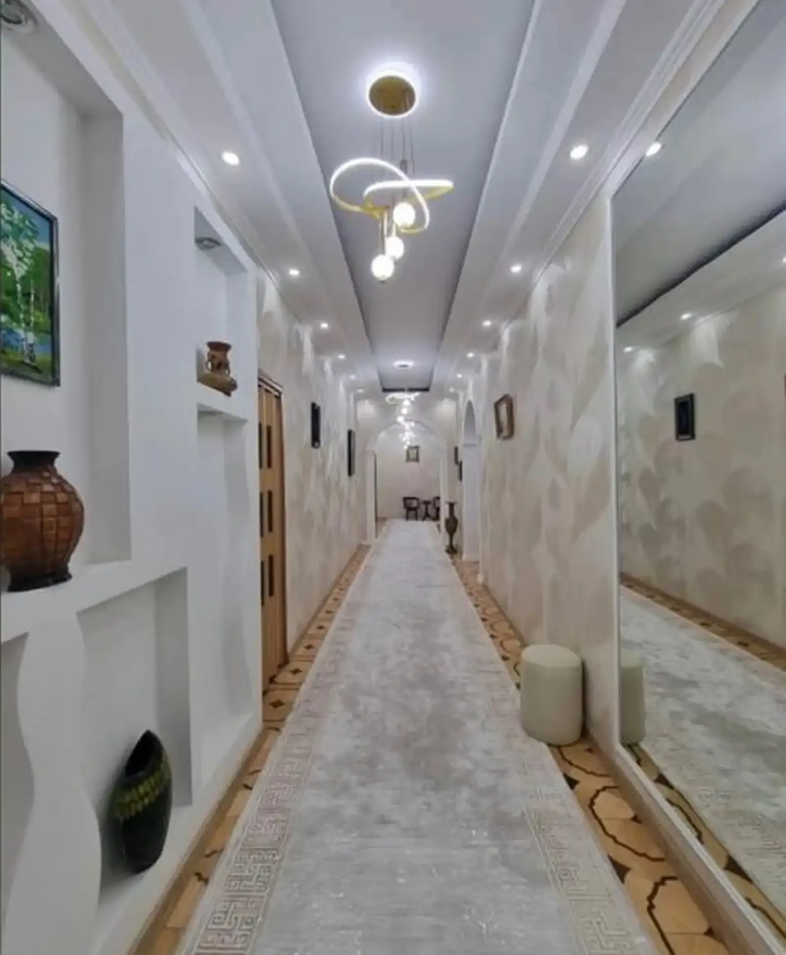 5-комн. квартира, 3 этаж, 220м², Сомони