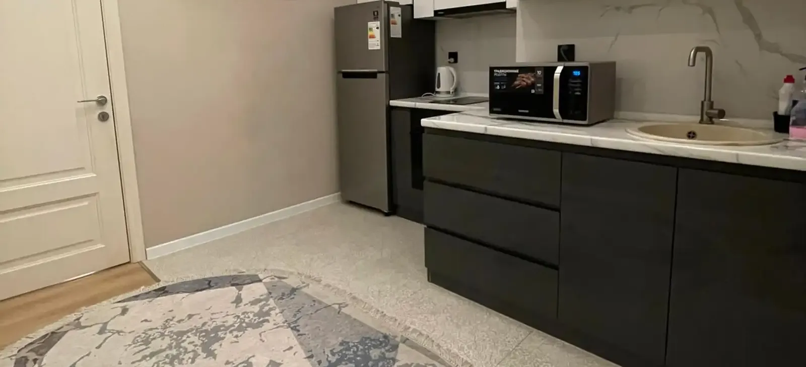 2-комн. квартира, 5 этаж, 60 м², С боку от Орионбанка