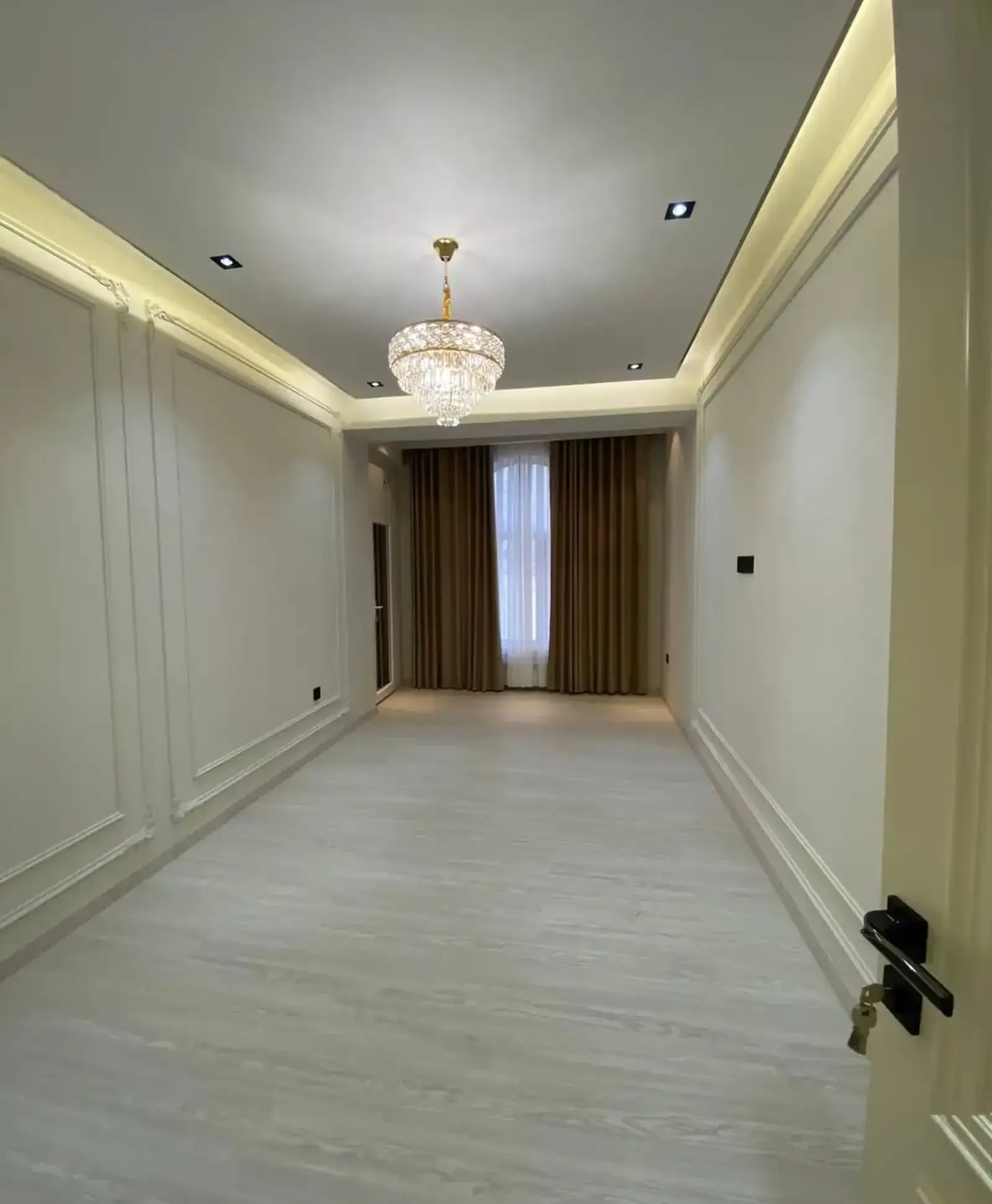3-комн. квартира, 16 этаж, 16 м², шохмансур