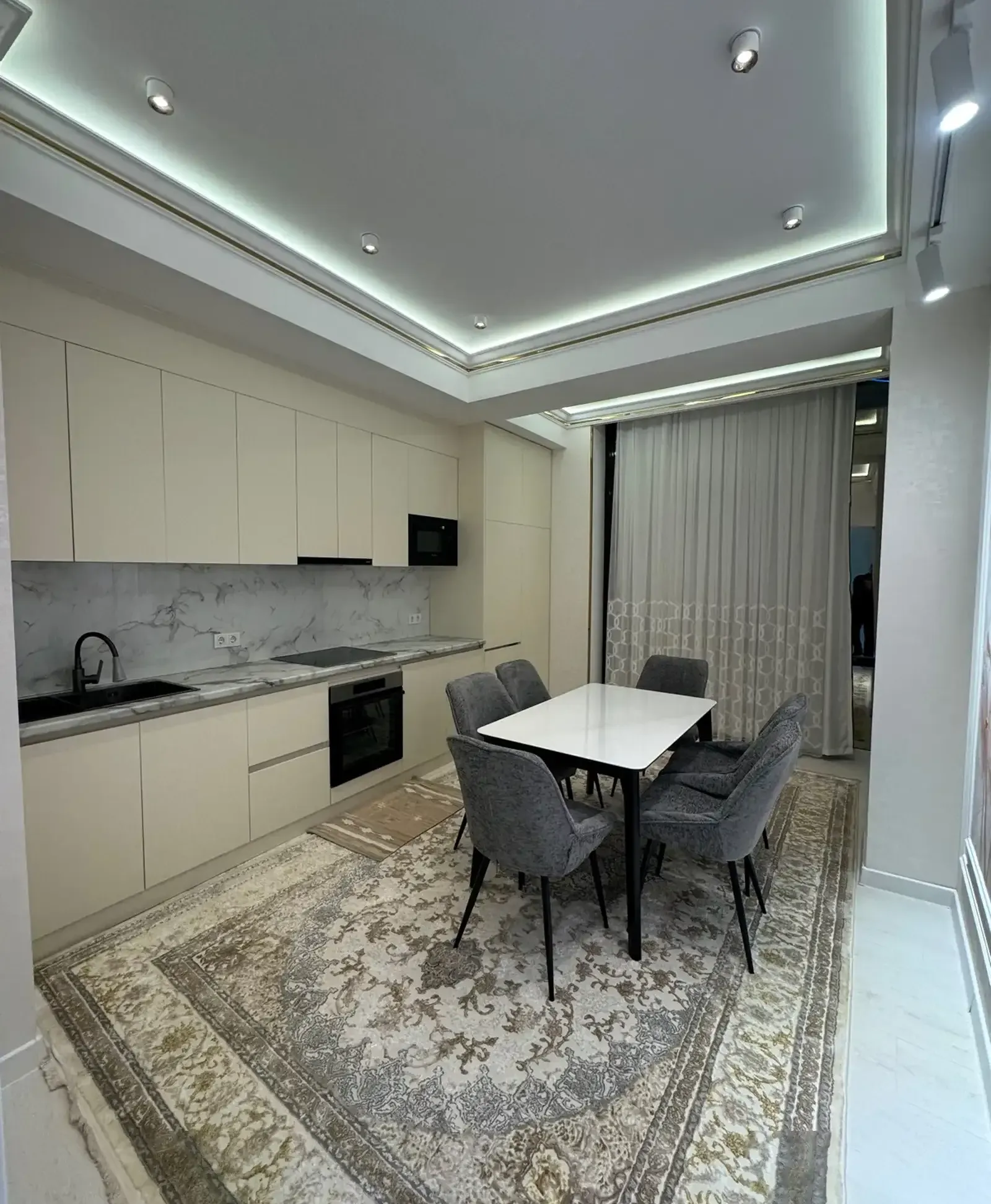 2-комн. квартира, 6 этаж, 75м², Сафо/Пр Рудаки