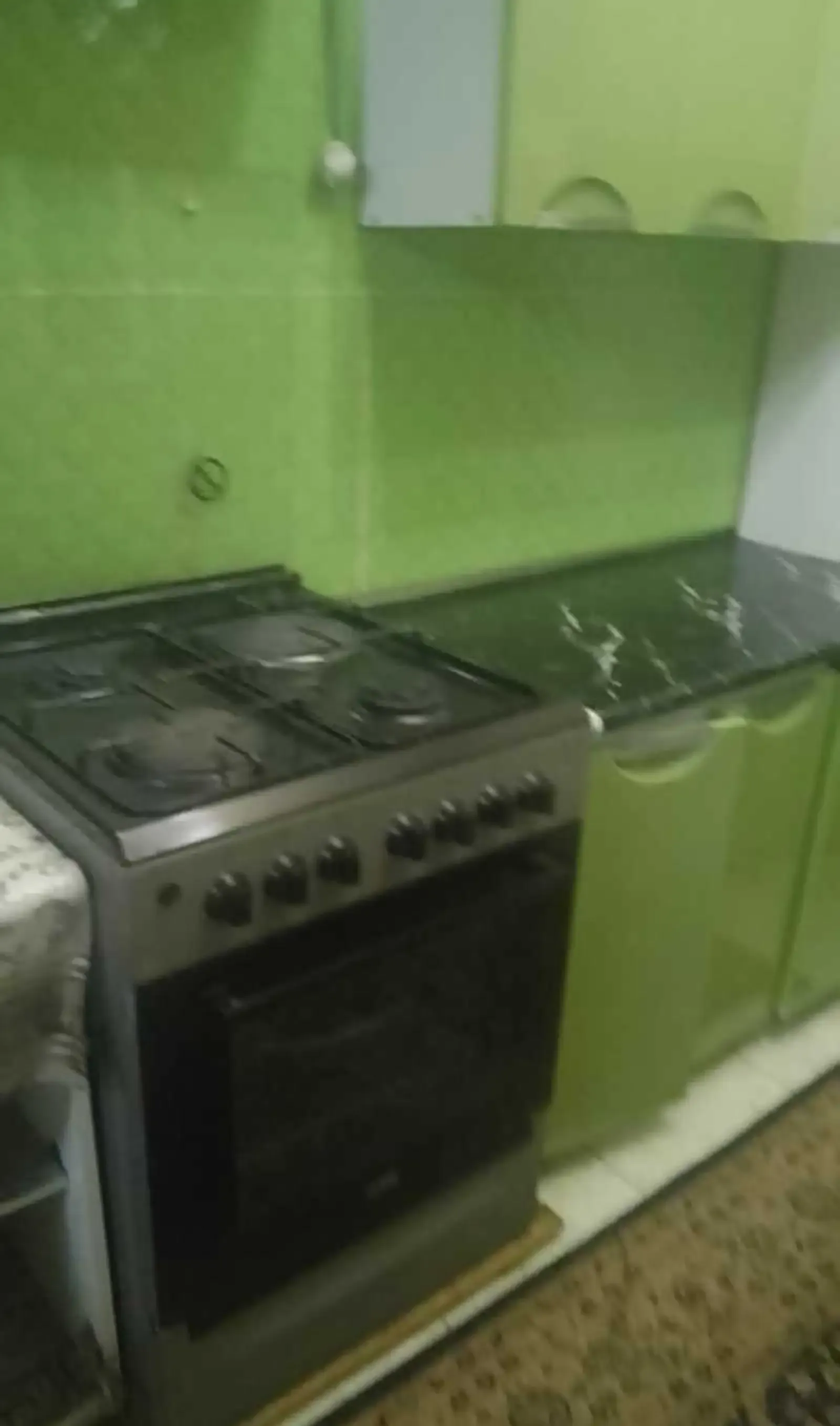 3-комн. квартира, 8 этаж, 75м², 33 мкр