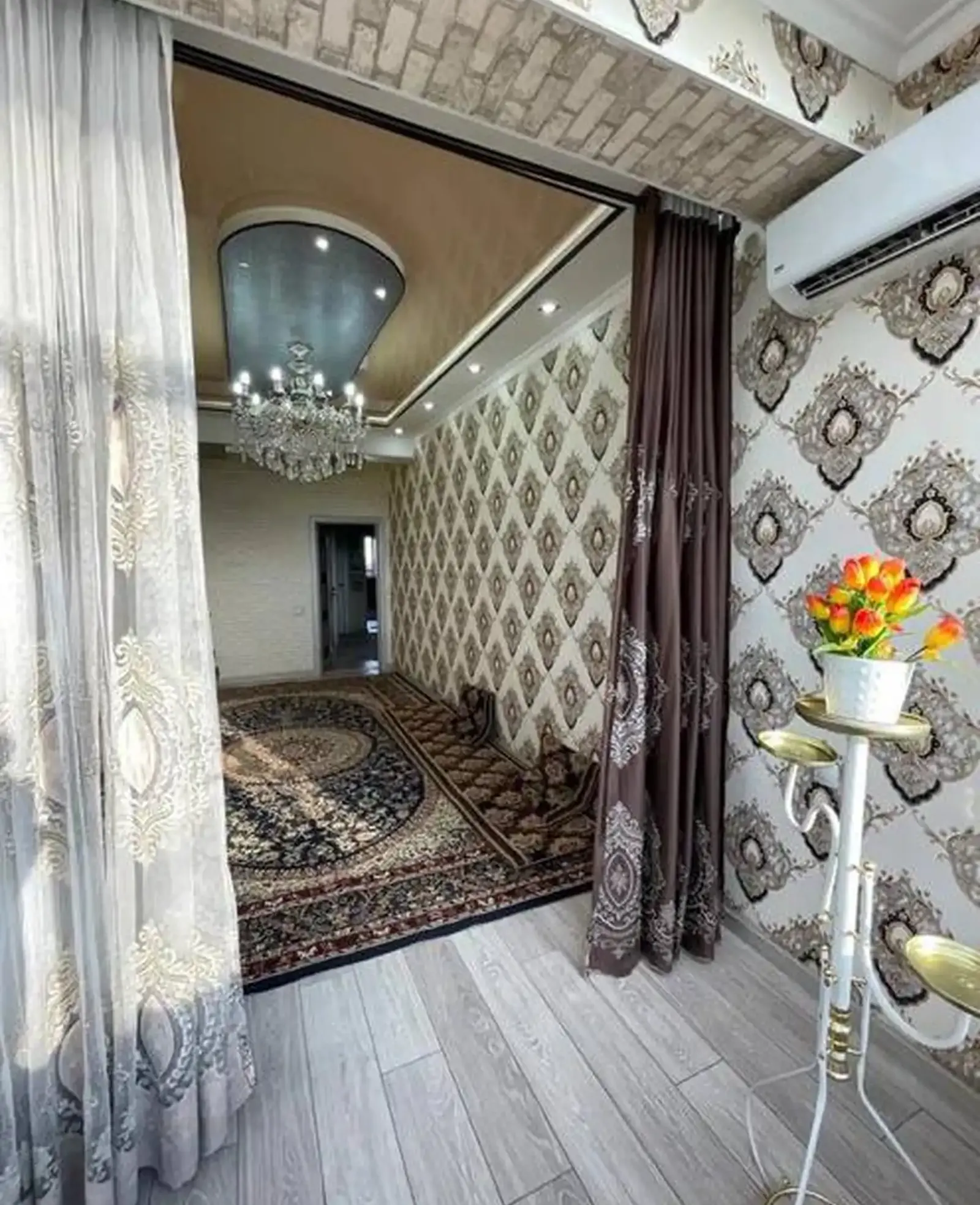 3-комн. квартира, 5 этаж, 90м², Фирдавси
