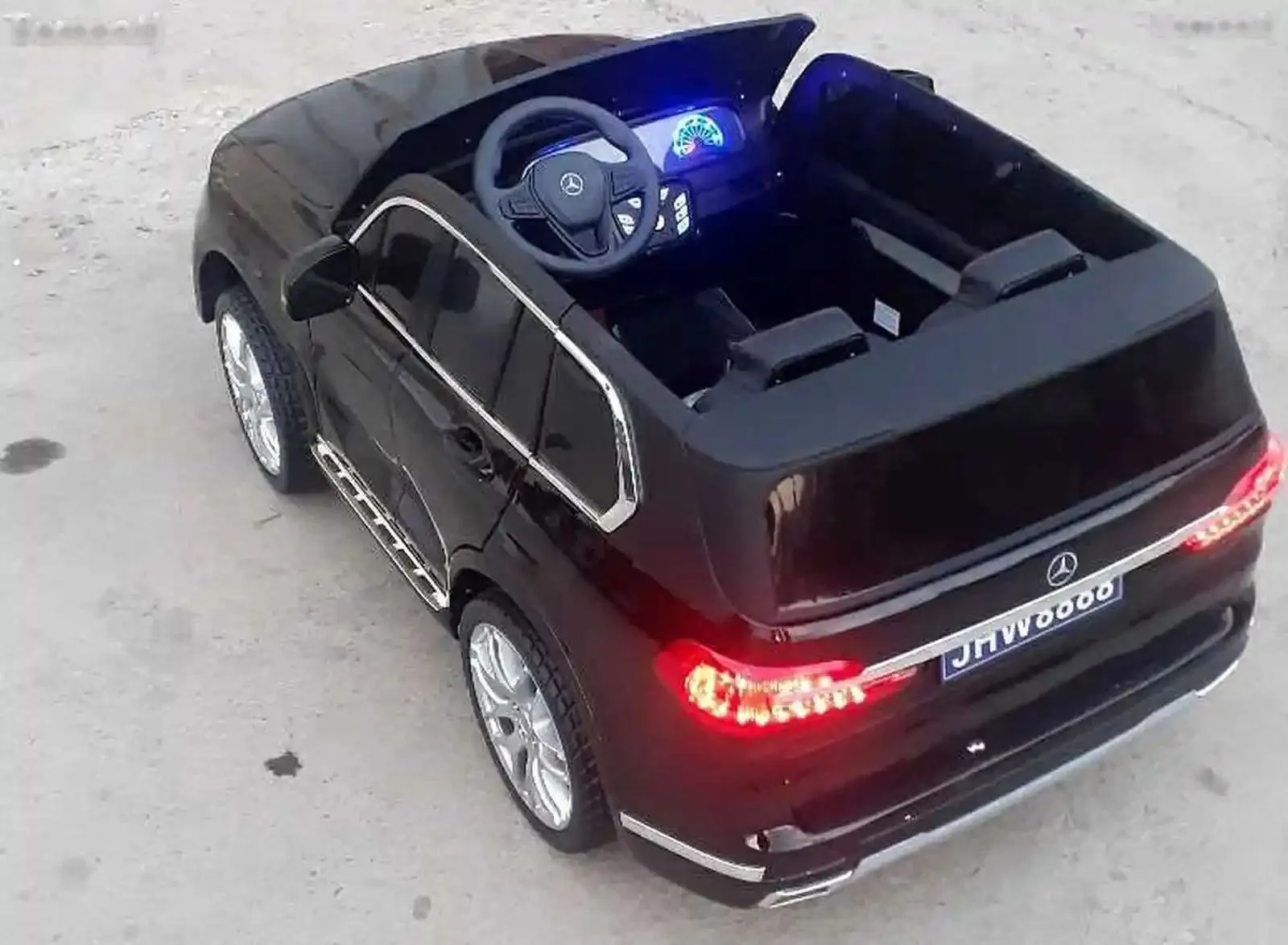 Детский электромобиль