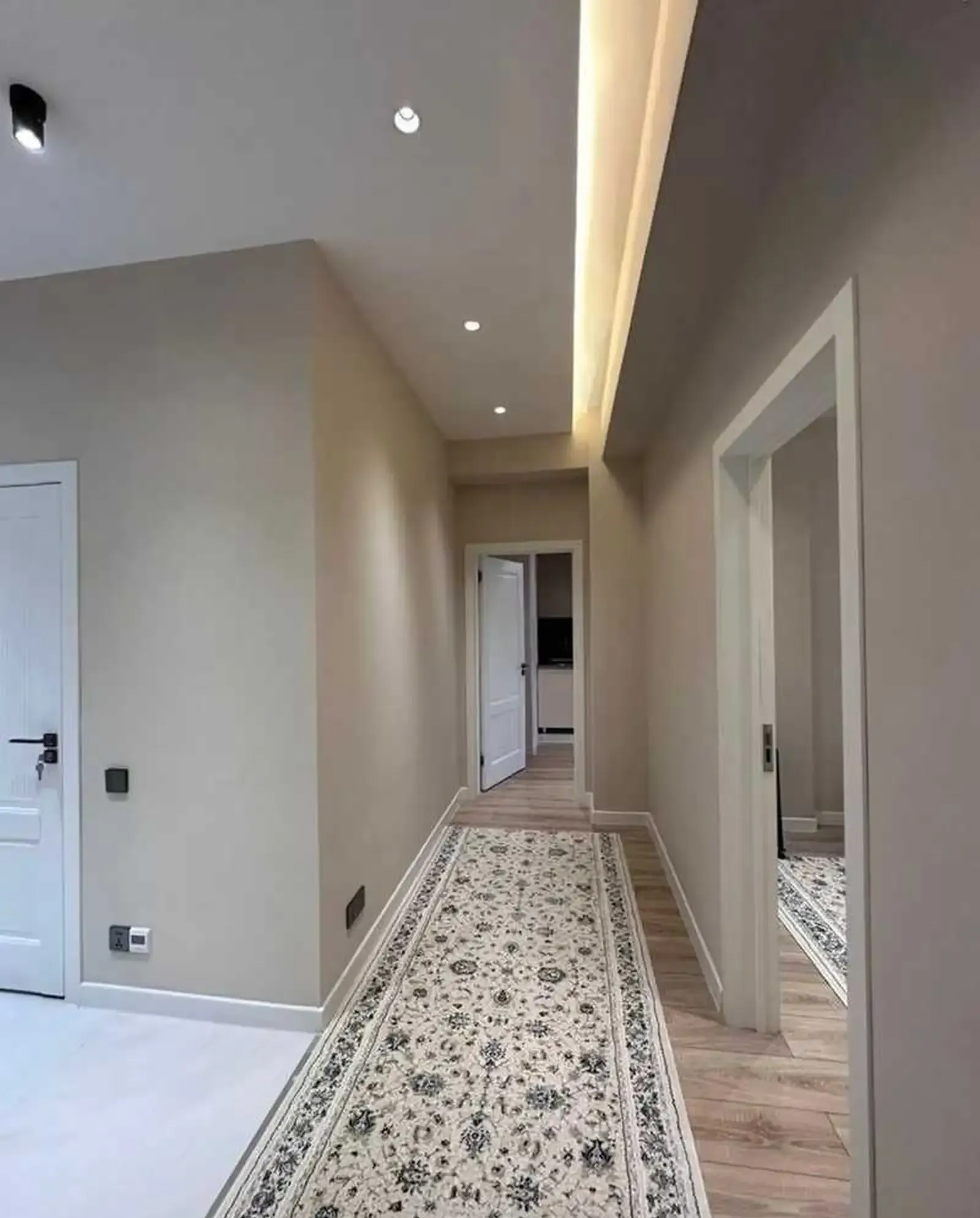 2-комн. квартира, 17 этаж, 90м², Шохмансур