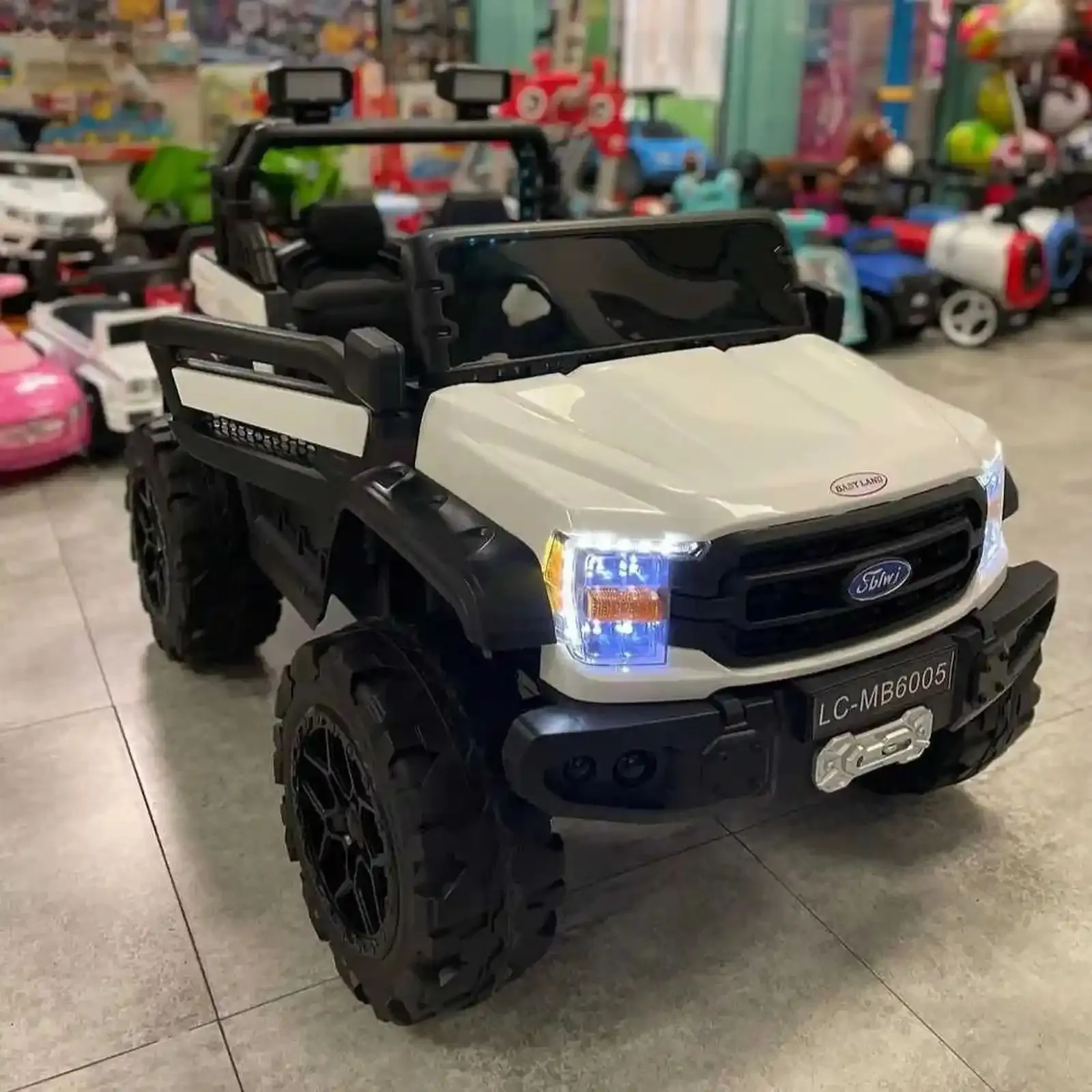 Детский электромобиль