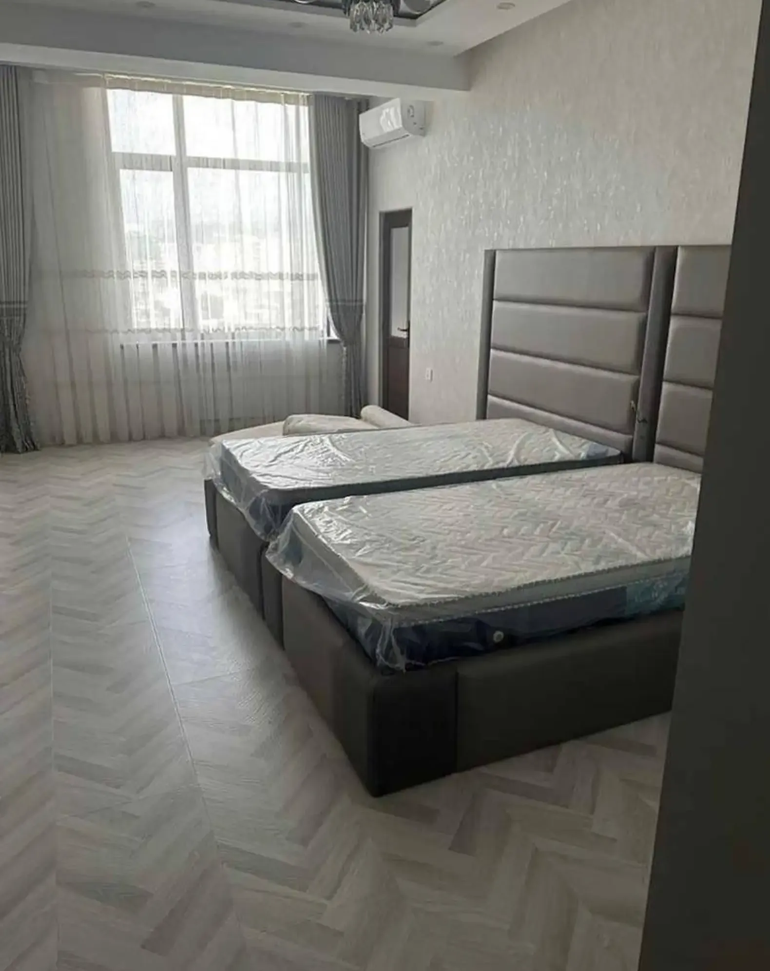 3-комн. квартира, 13 этаж, 150м², И. Сомони