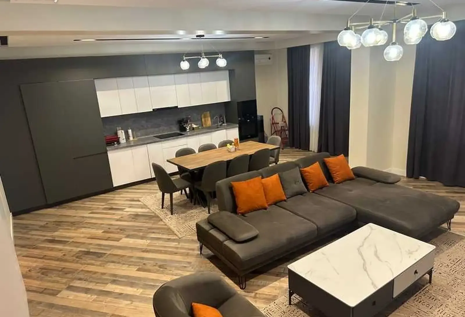 2-комн. квартира, 4 этаж, 105м², И.Сомони