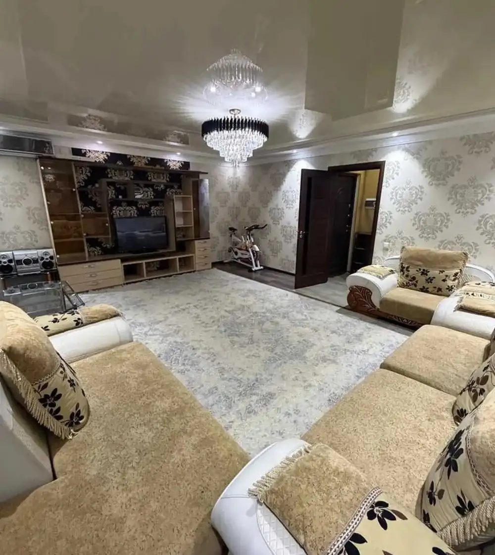 4-комн. квартира, 2 этаж, 95м², Сино