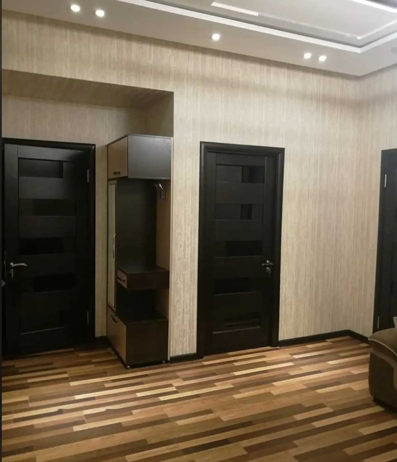 2-комн. квартира, 15 этаж, 54м², Шохмансур
