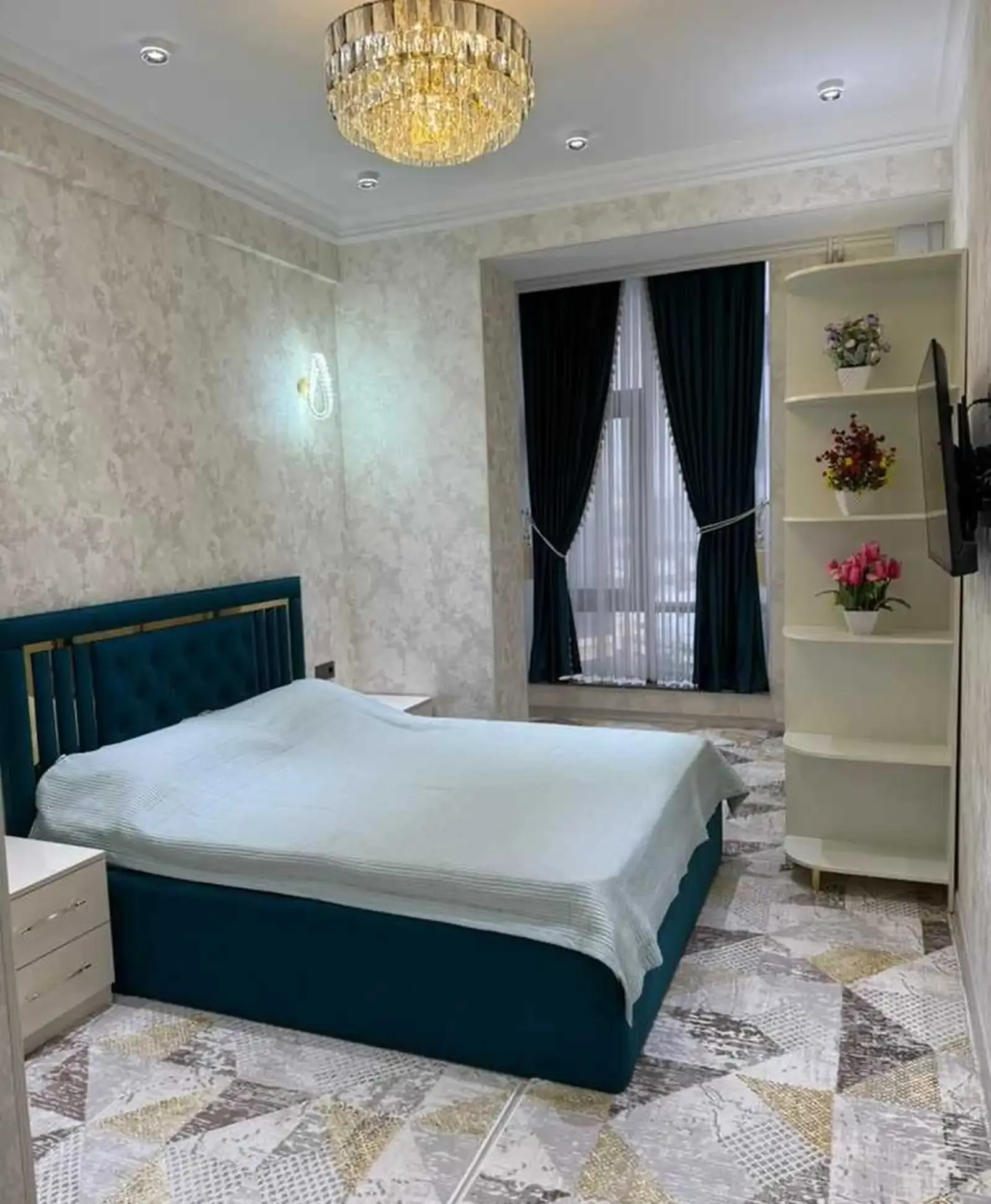 2-комн. квартира, 6 этаж, 75м², Пединститут Доми Сафо